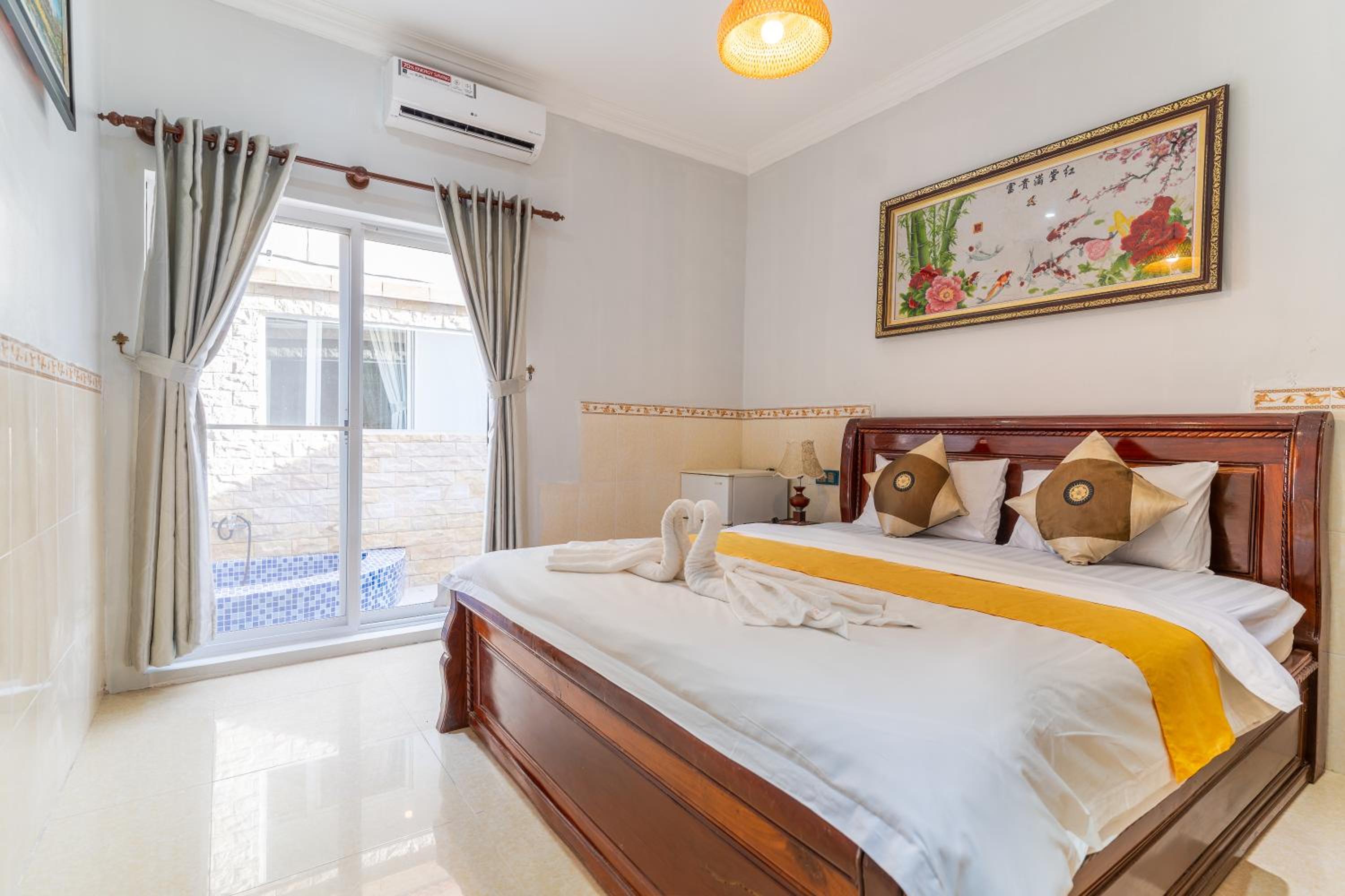 Deluxe Double Room with Bath