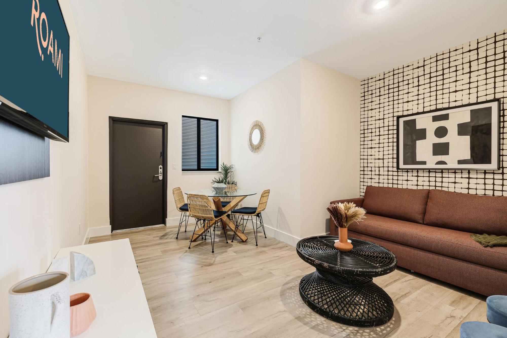 Apartment photo 3