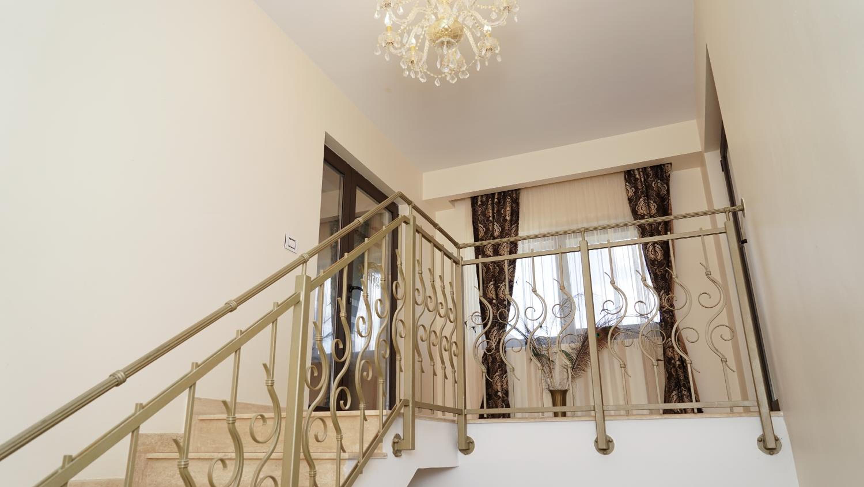 Double Room - Photo 26
