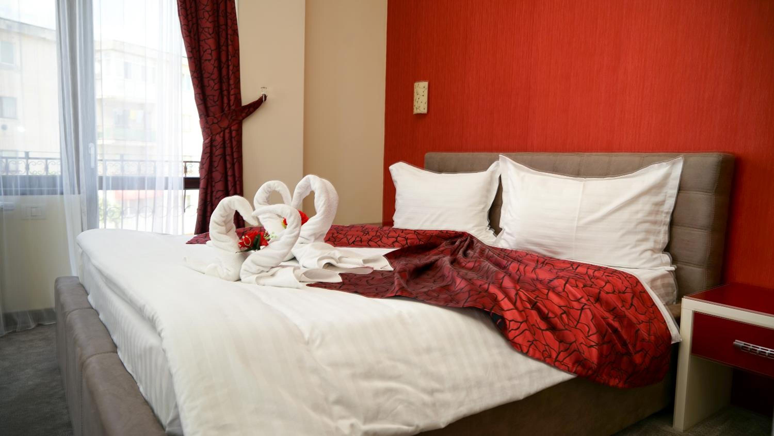 Double Room - Photo 32