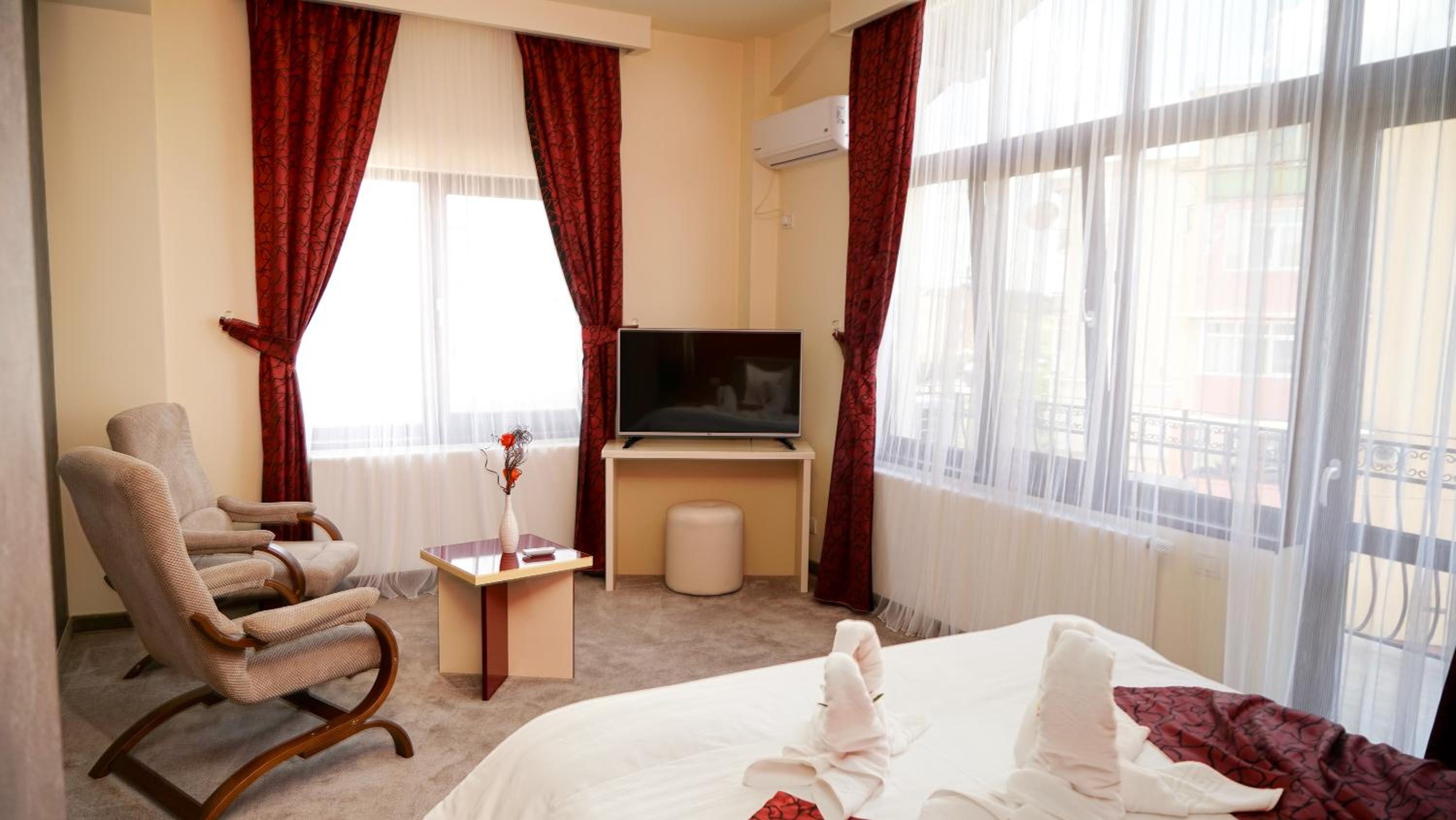 Double Room - Photo 34