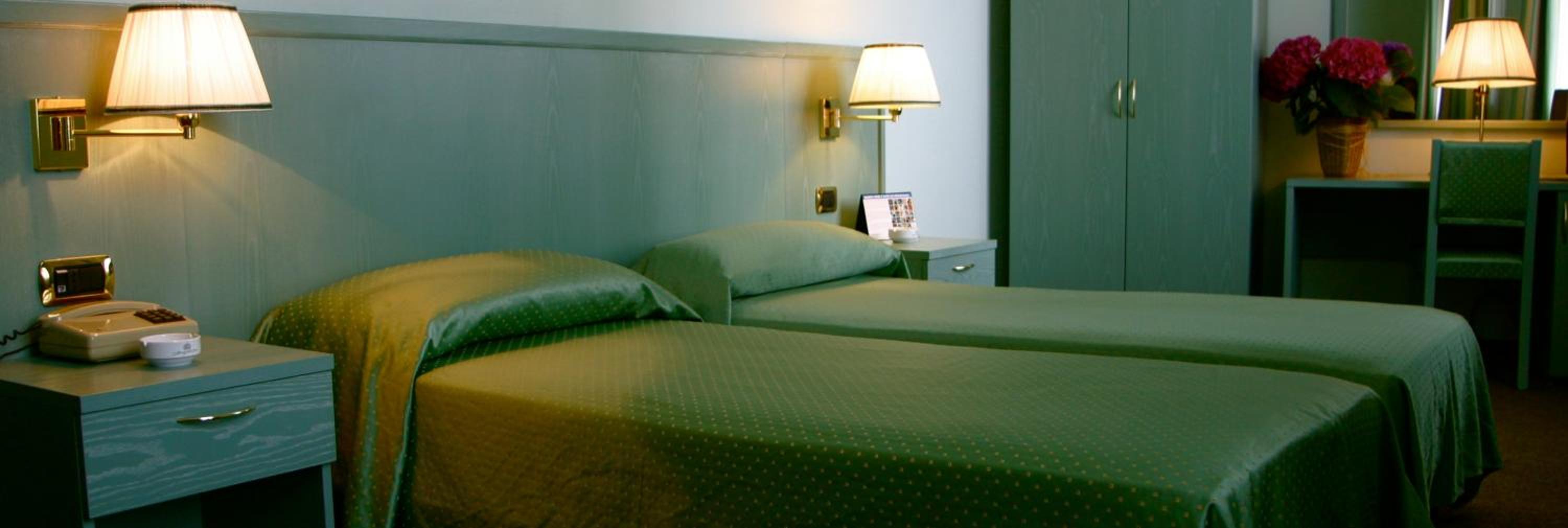 Double Room - Photo 4