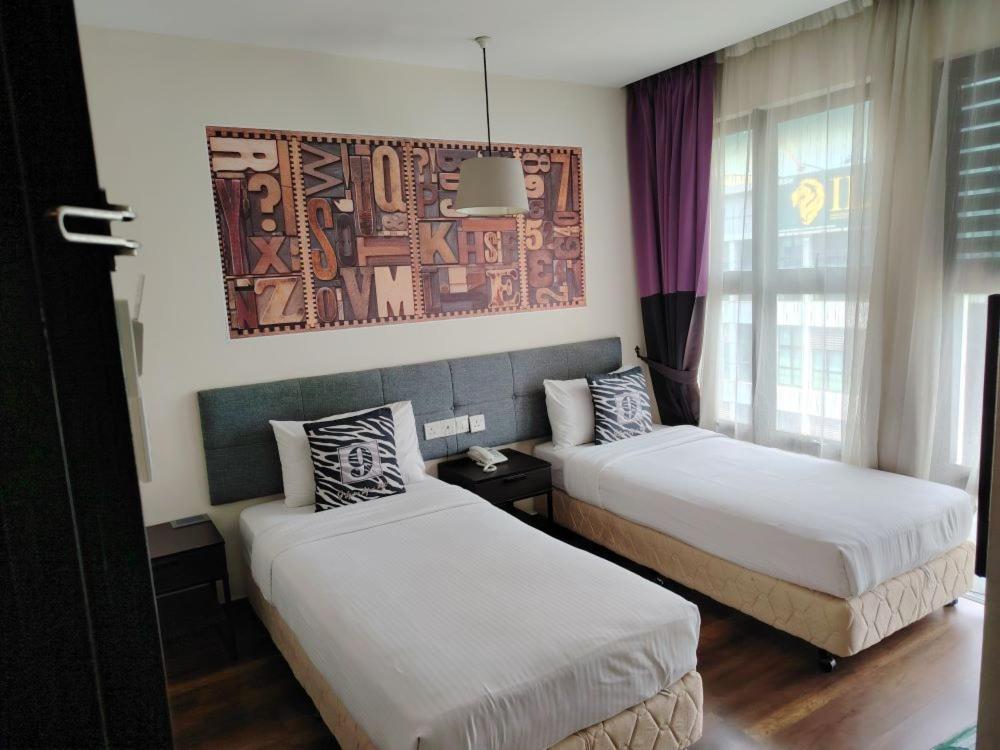 Deluxe Double or Twin Room