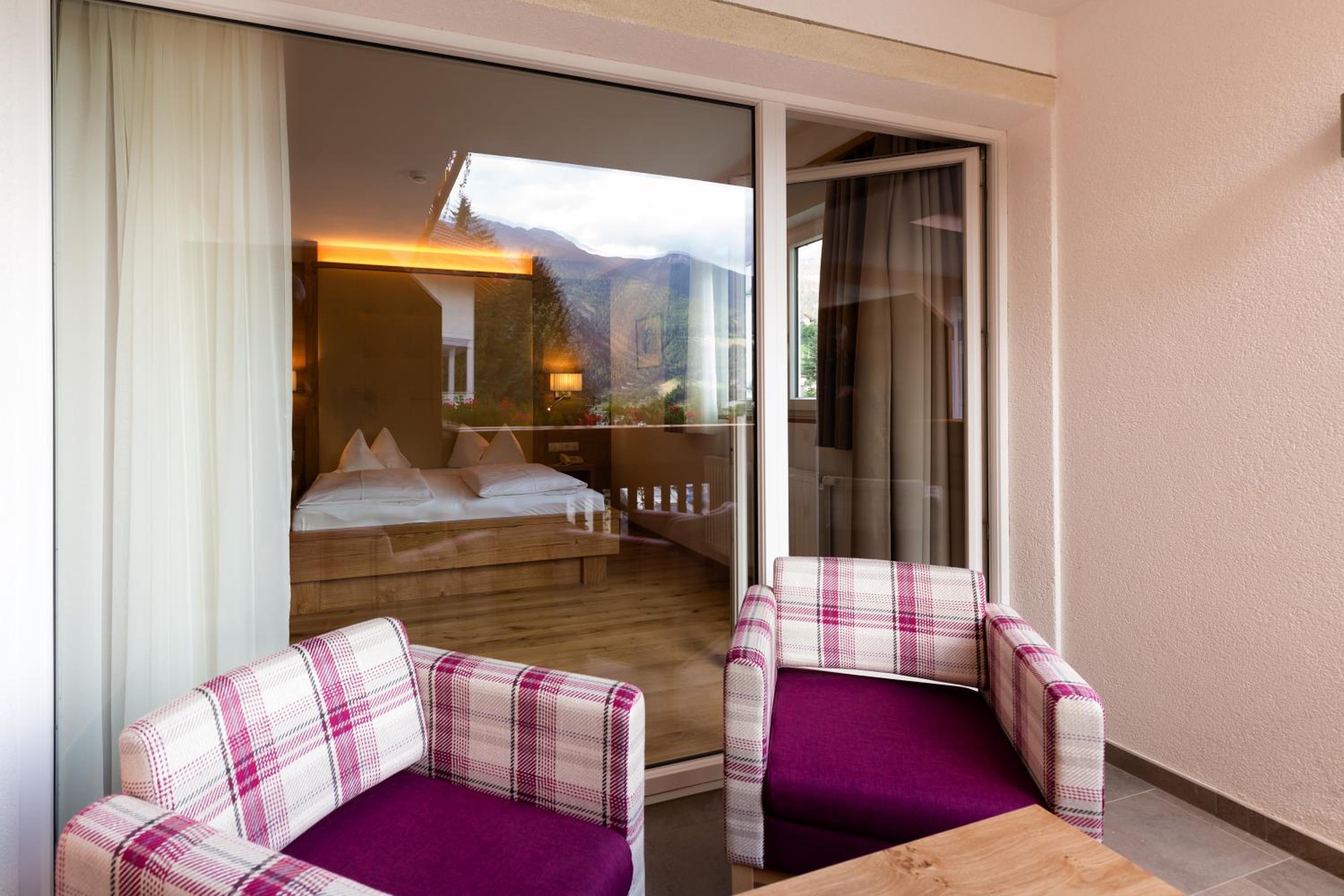 Superior Double Room - Photo 8