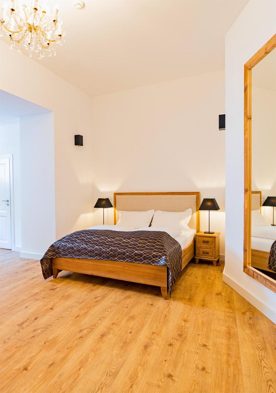 Deluxe Queen Room - Photo 4