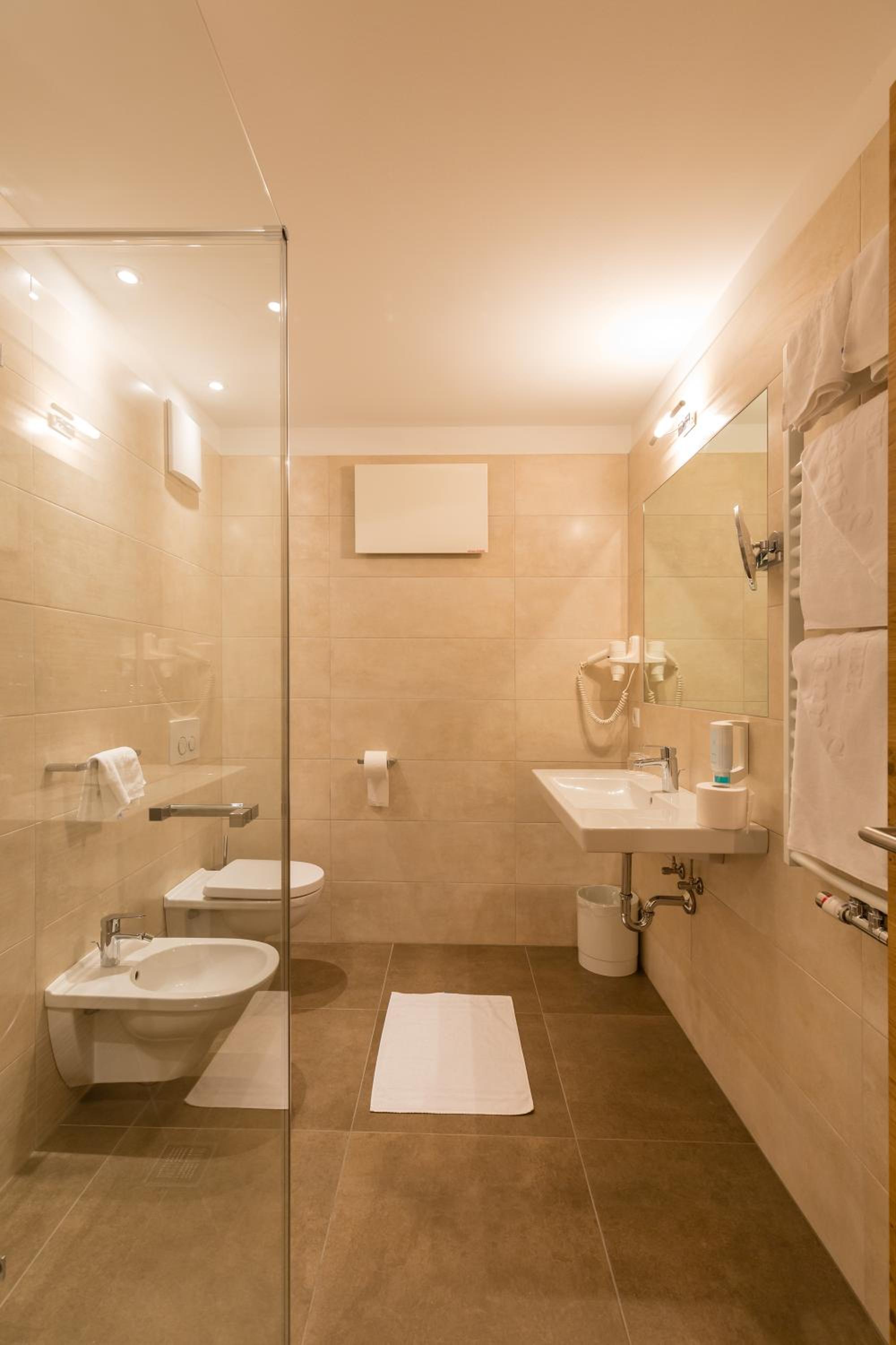 Superior Double Room - Photo 4