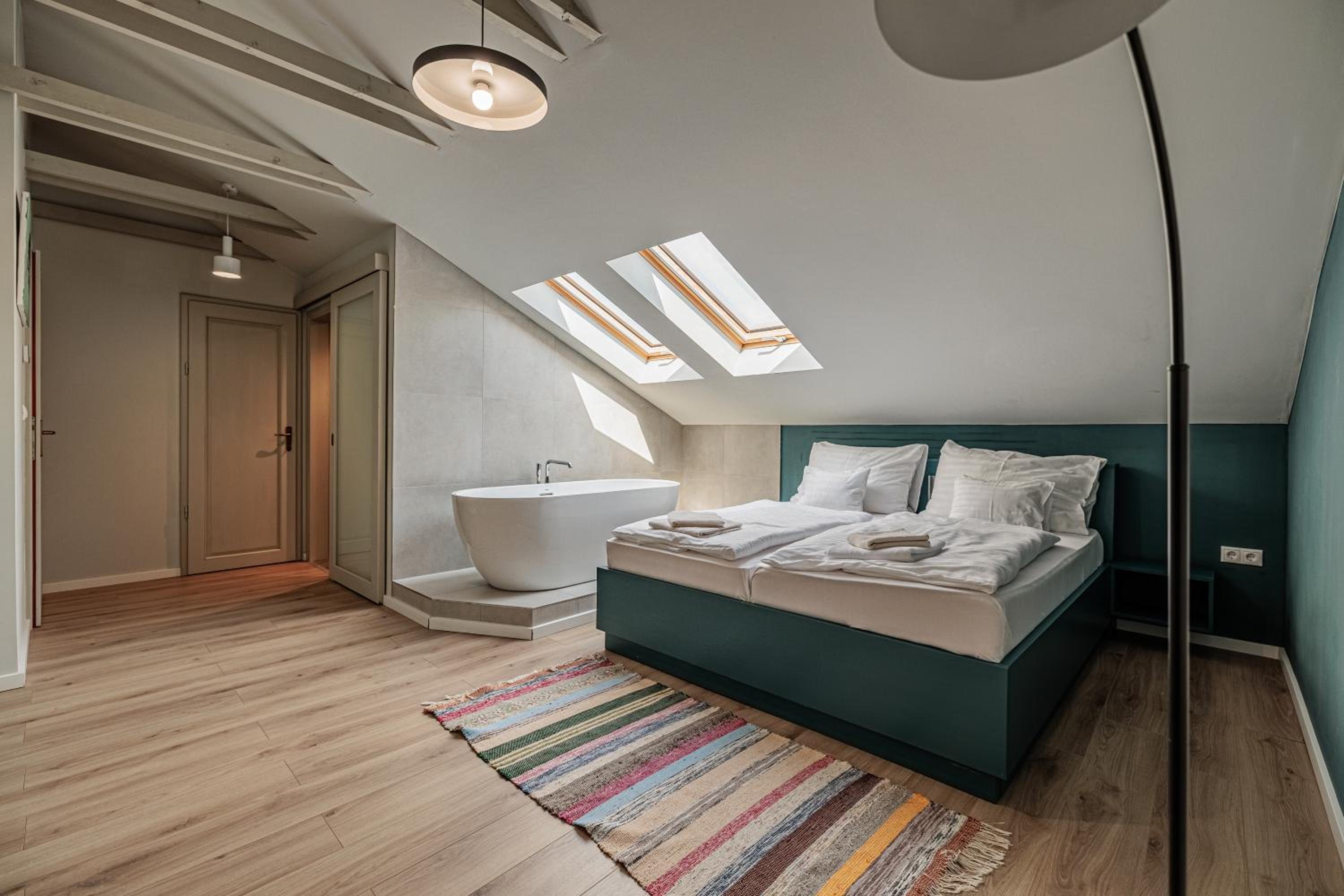 Superior Queen Room