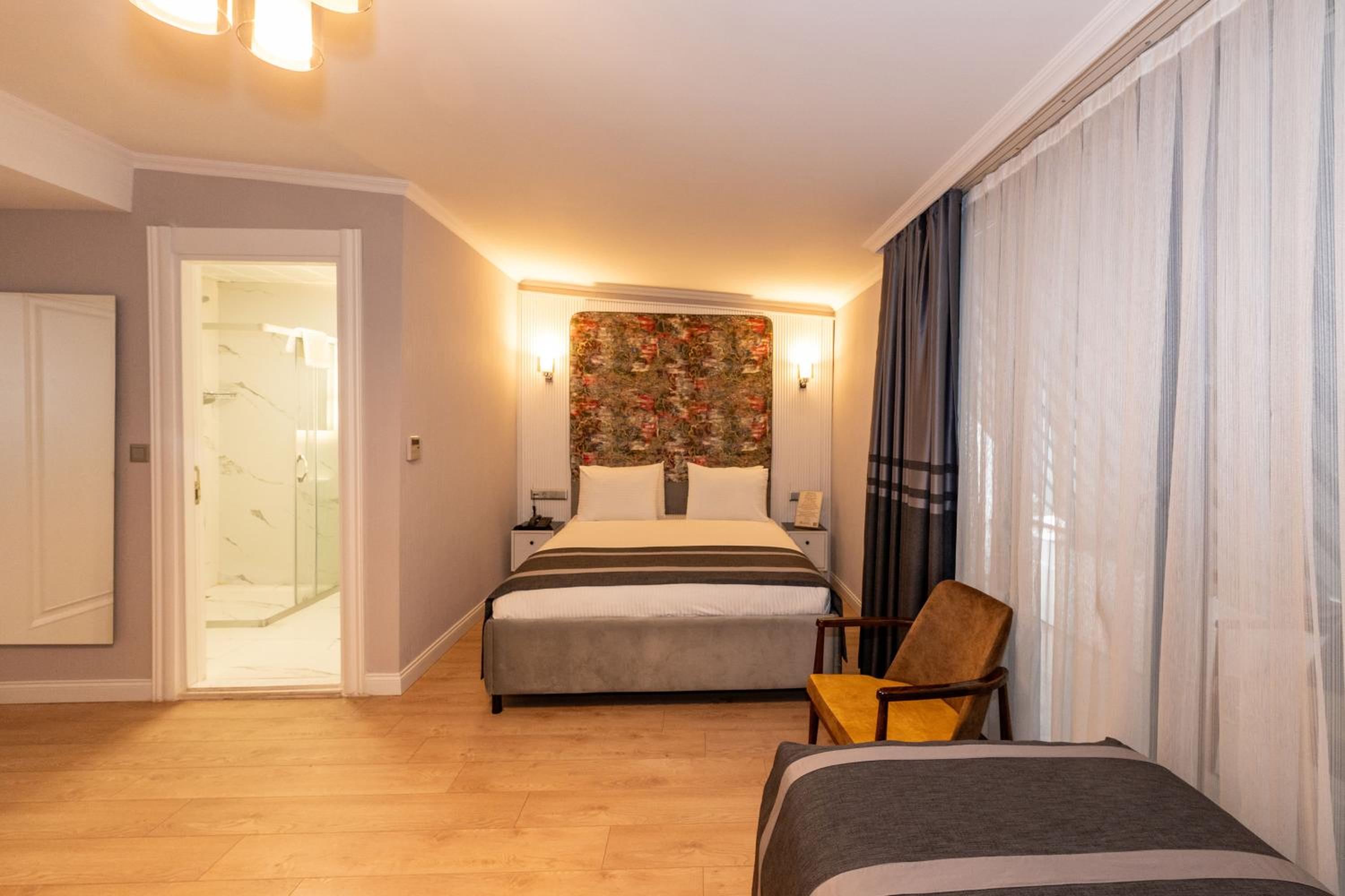 Family Suite photo 2