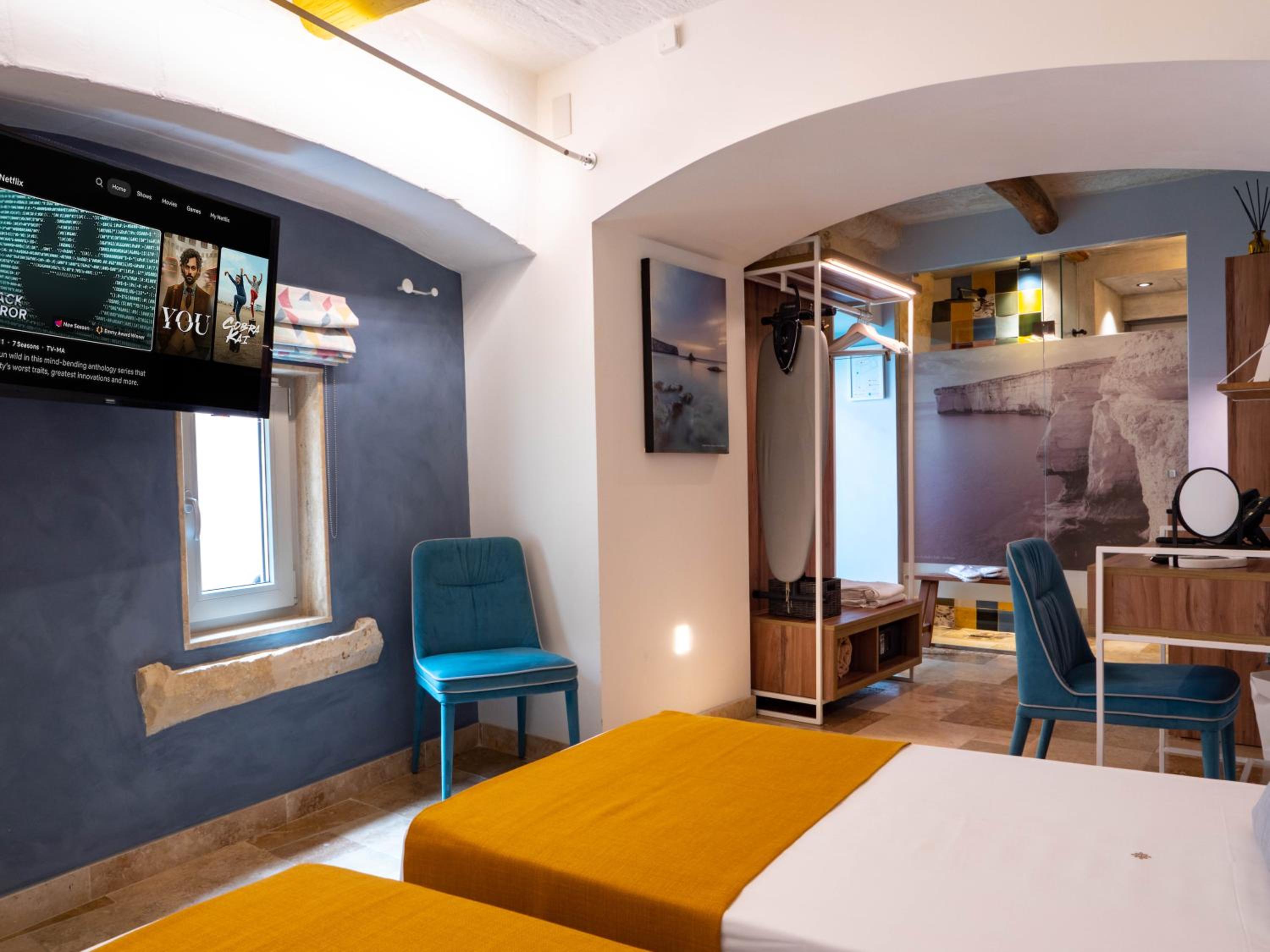 Deluxe Double or Twin Room photo 2