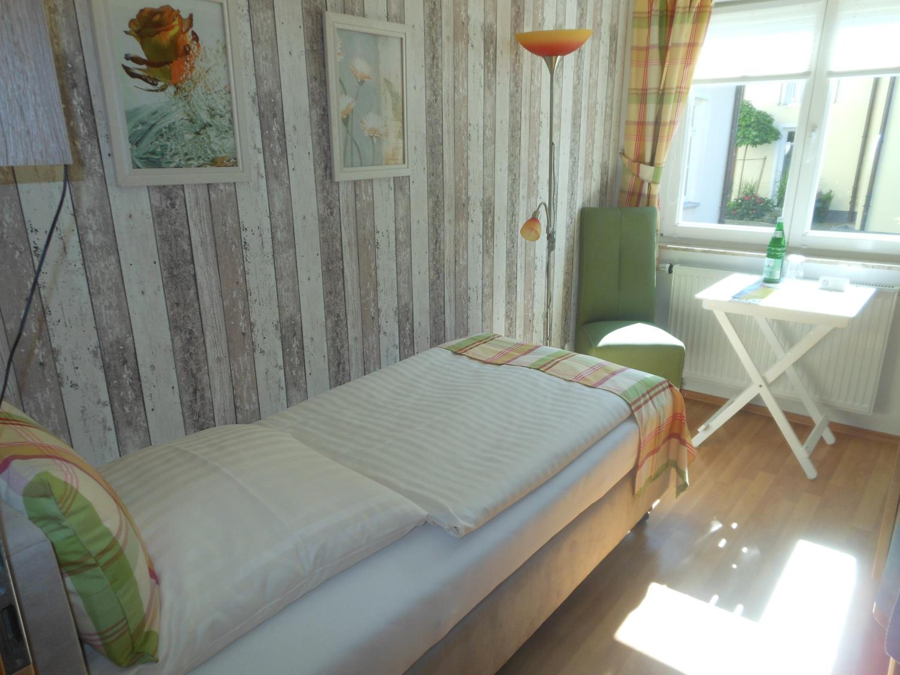 Single Room photo 1