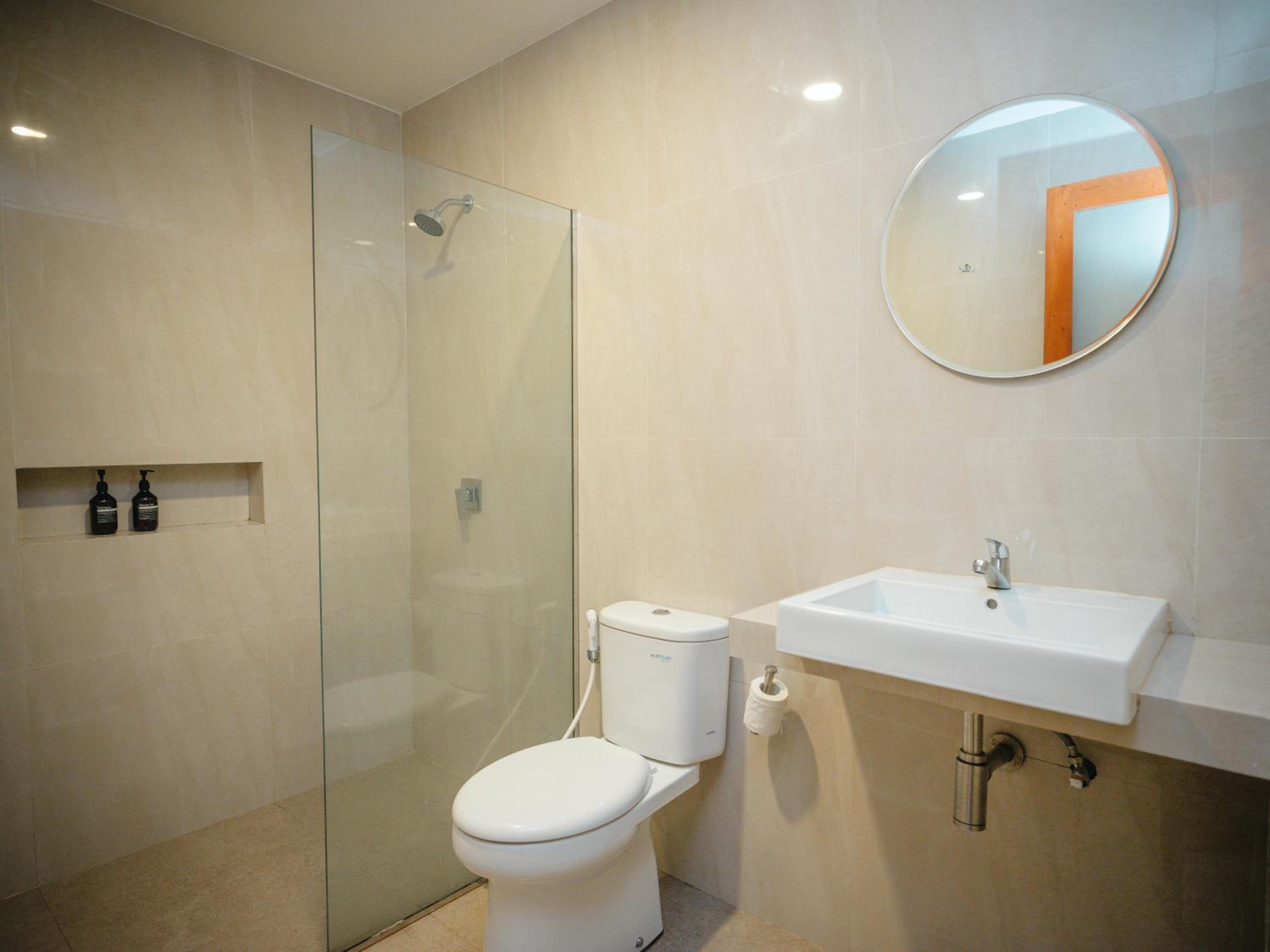 Twin Room with Balcony photo 2