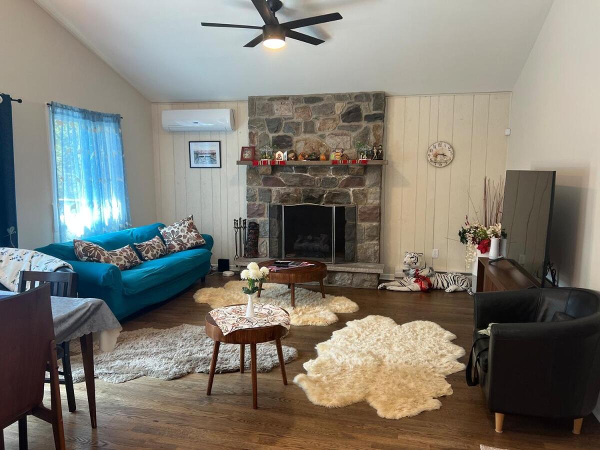 Four-Bedroom House photo 1