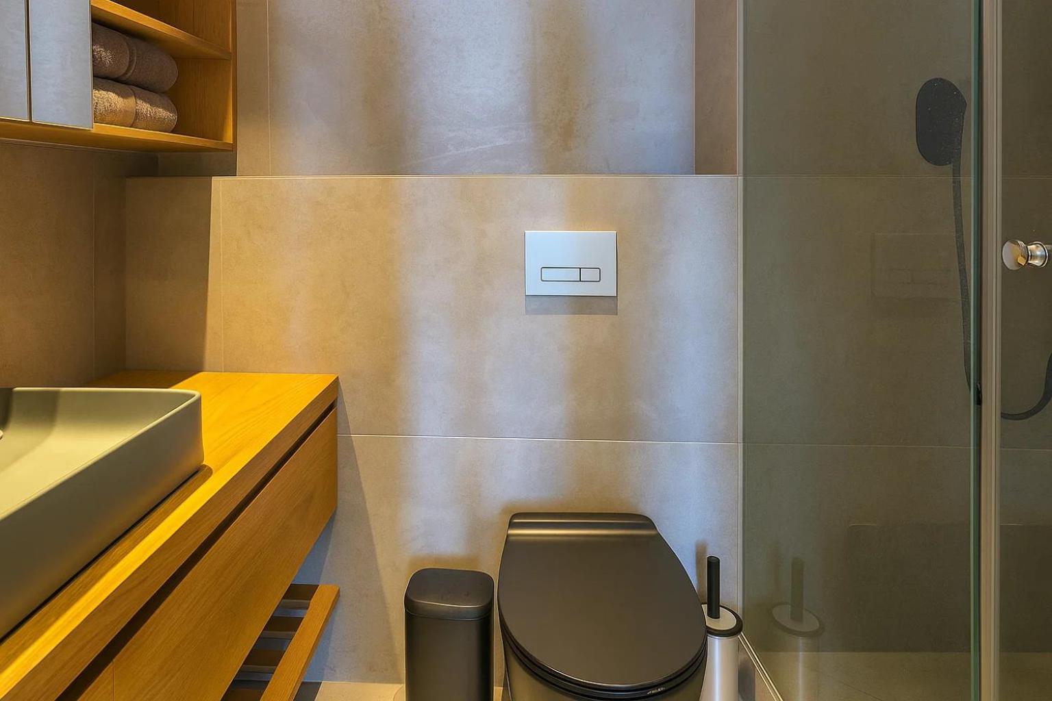 Apartment with Sea View - Photo 16