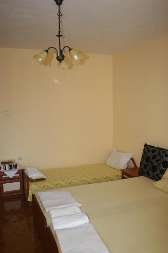 Triple Room with Private External Bathroom photo 2