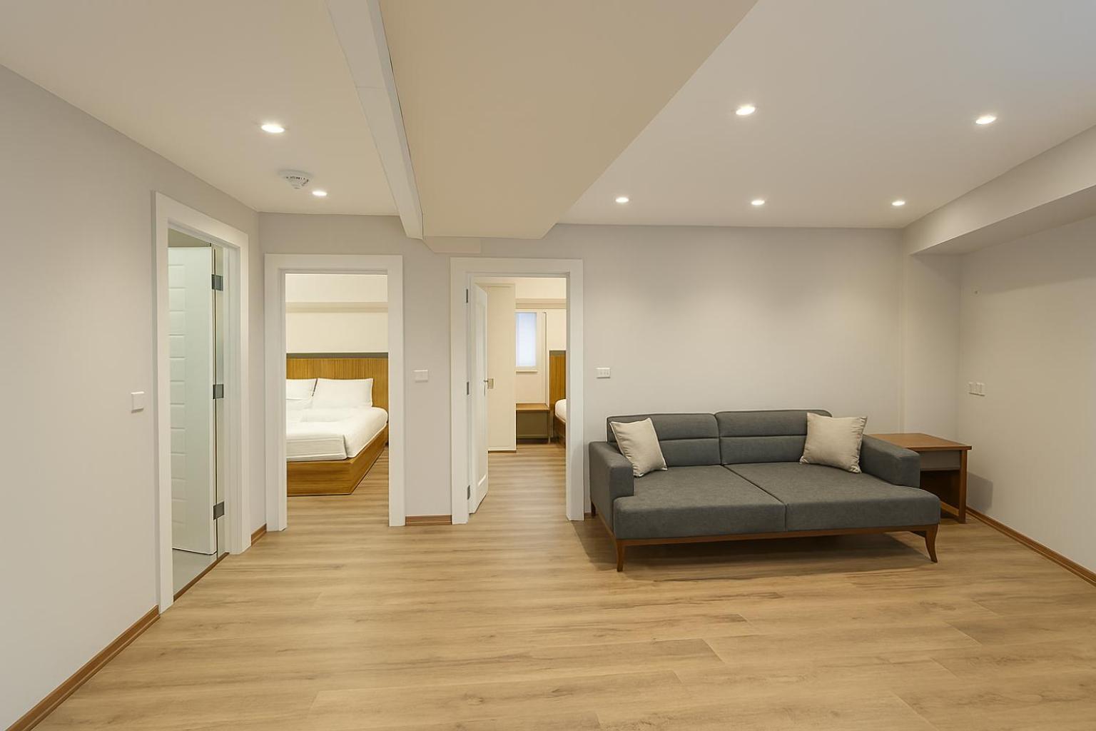 Deluxe Suite photo 3
