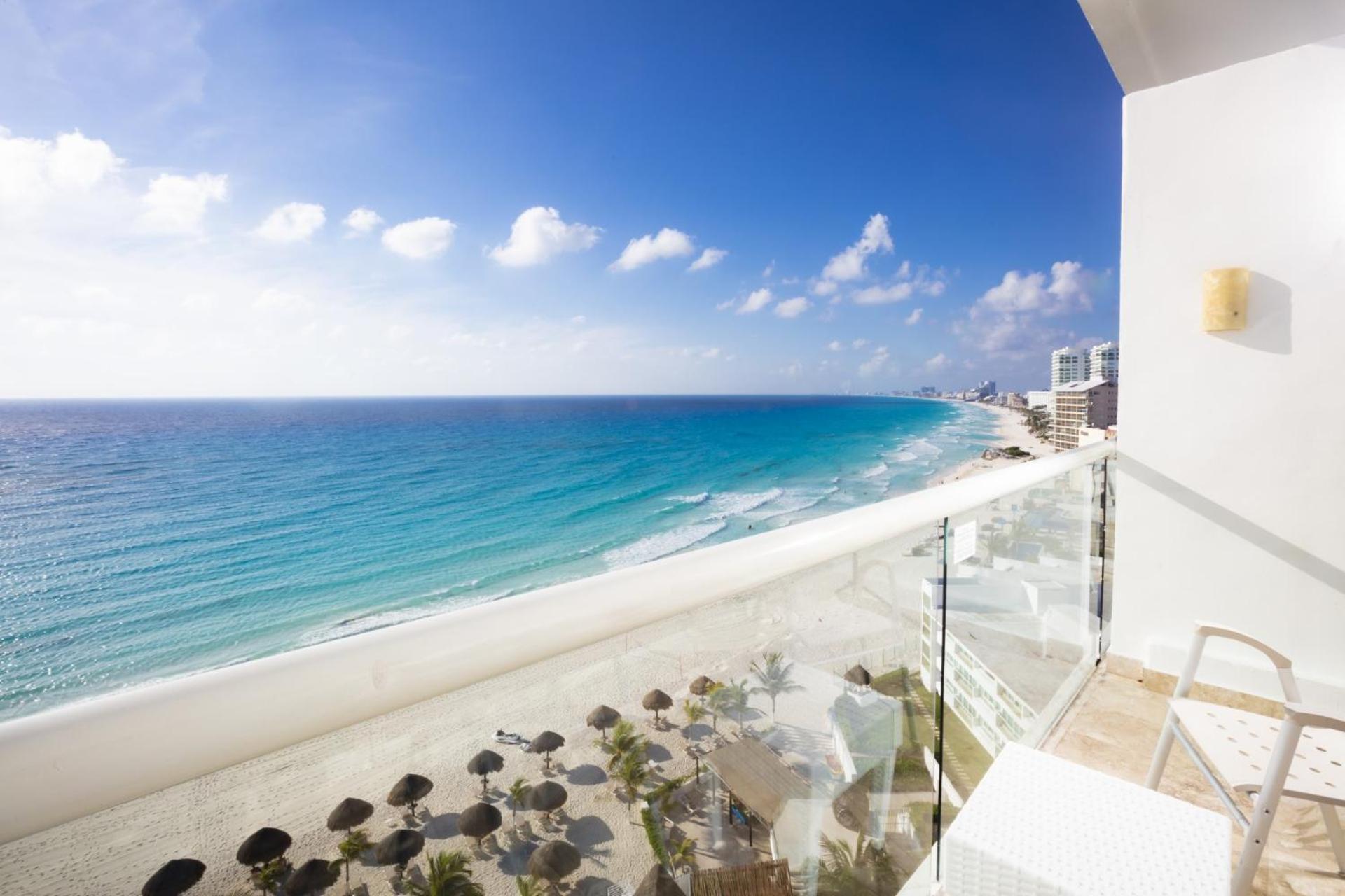 Club Room Ocean View King photo 2
