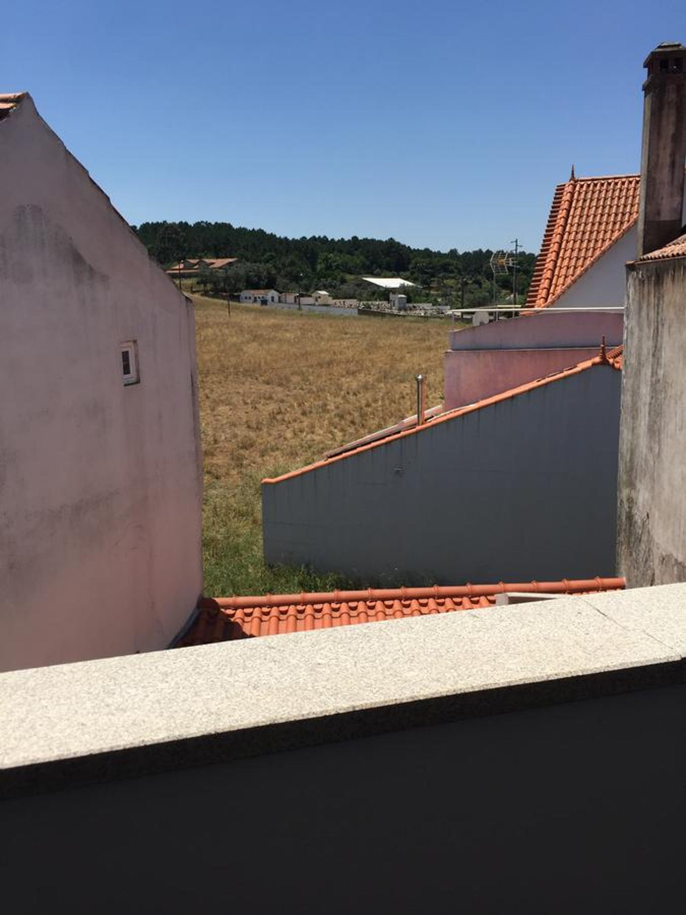 Deluxe Double Room with Balcony photo 3