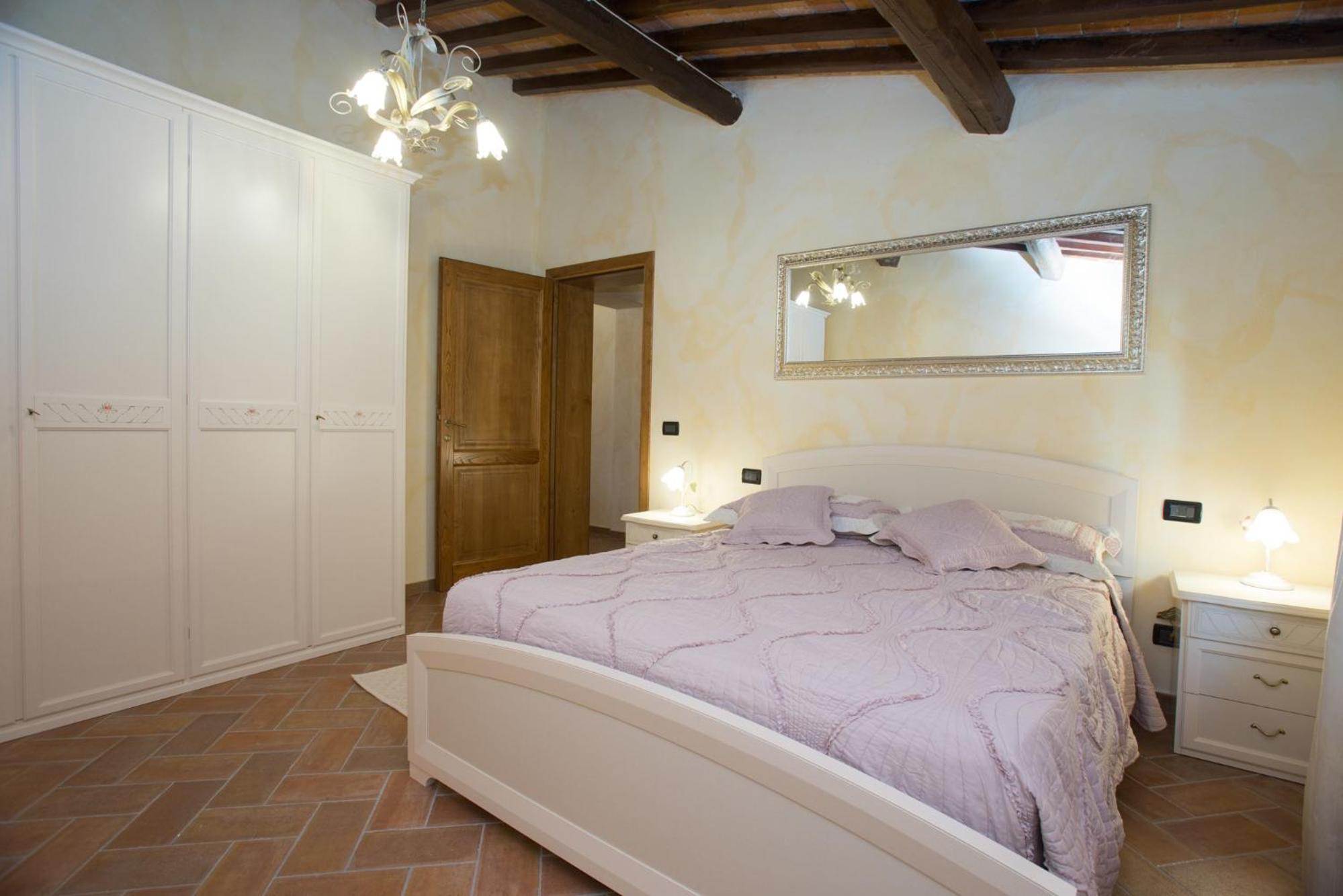 Apartment - Photo 17