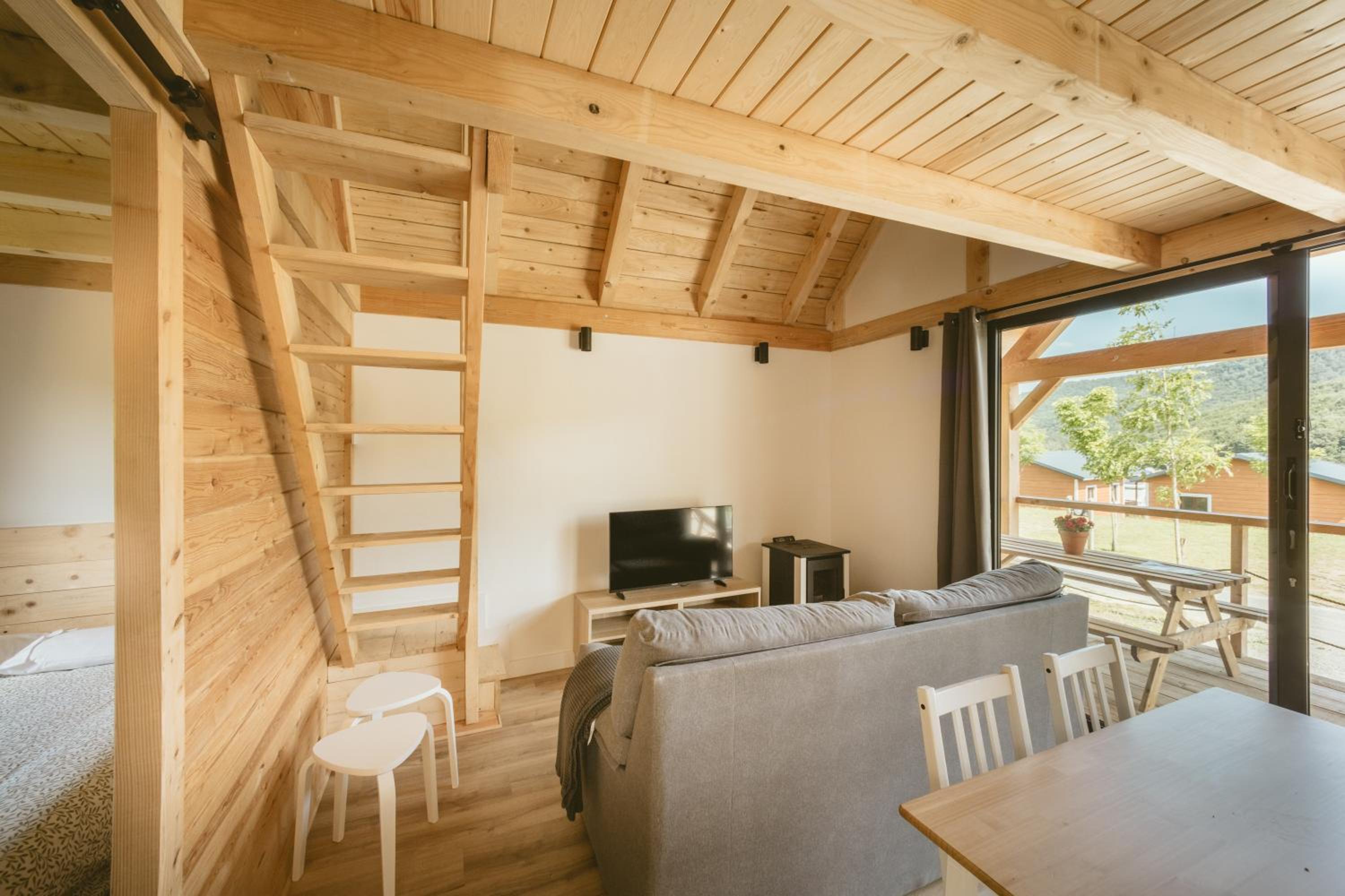 Deluxe Bungalow