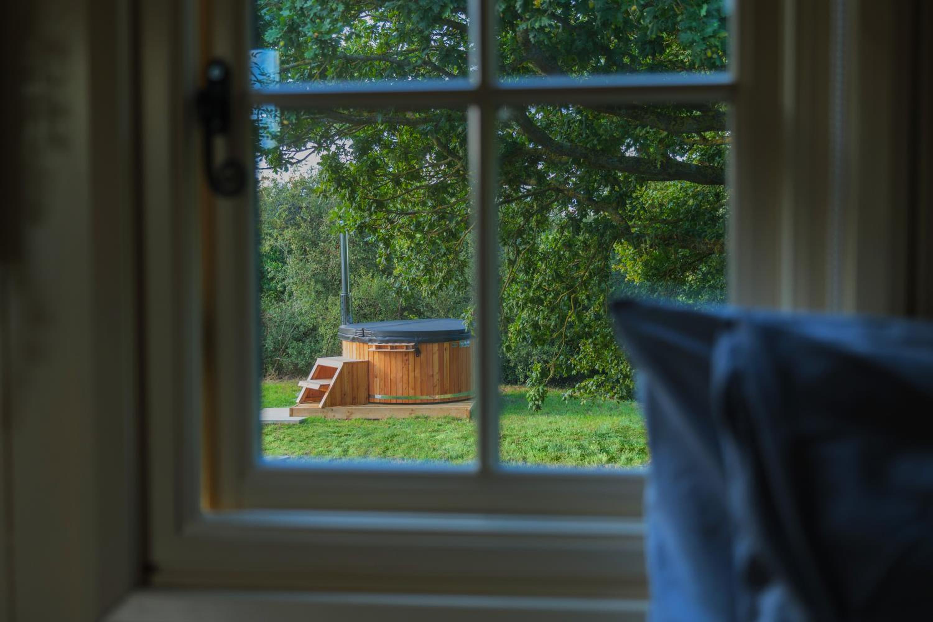 Mobile Home photo 1