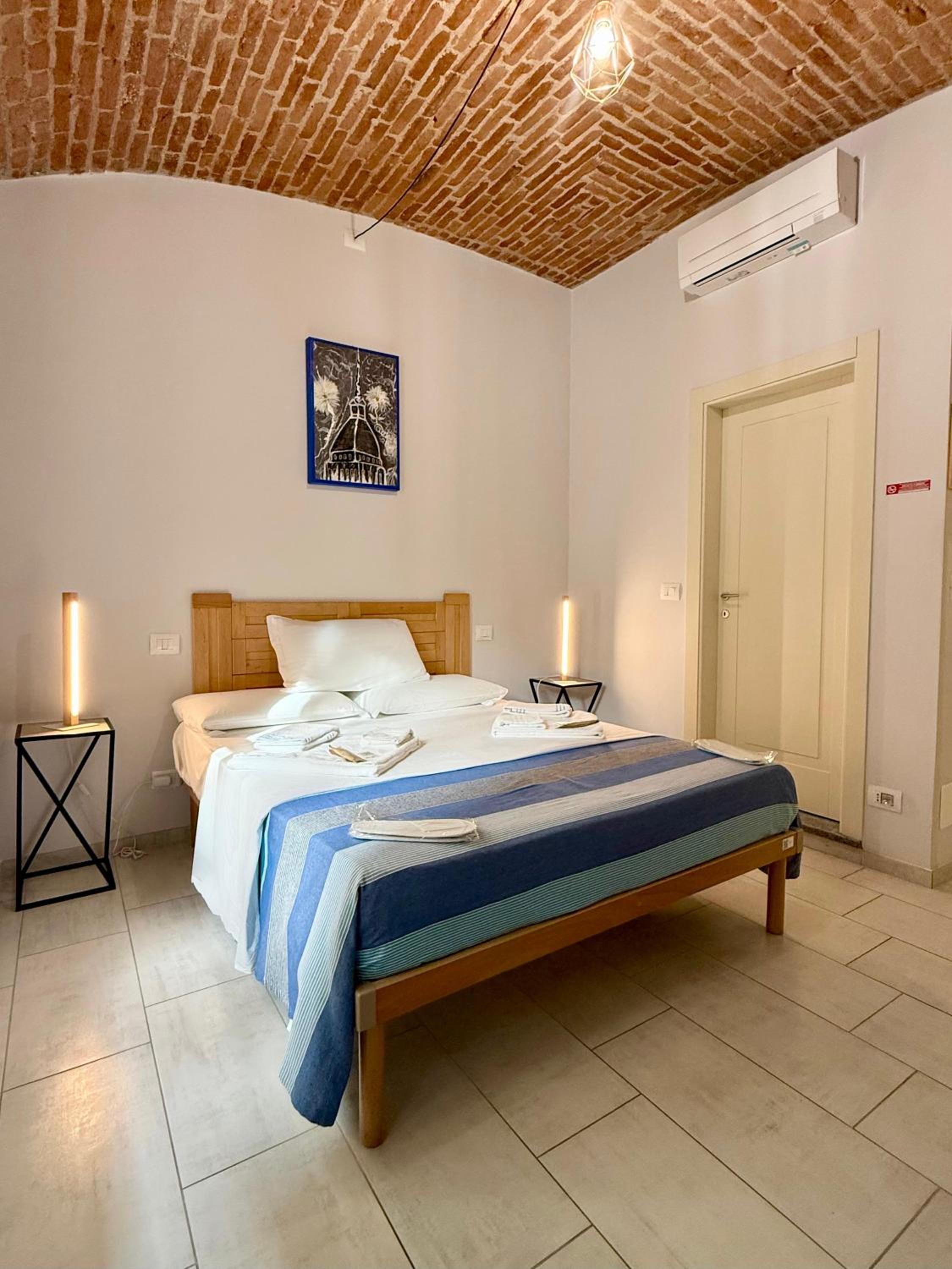 Small Double Room photo 2