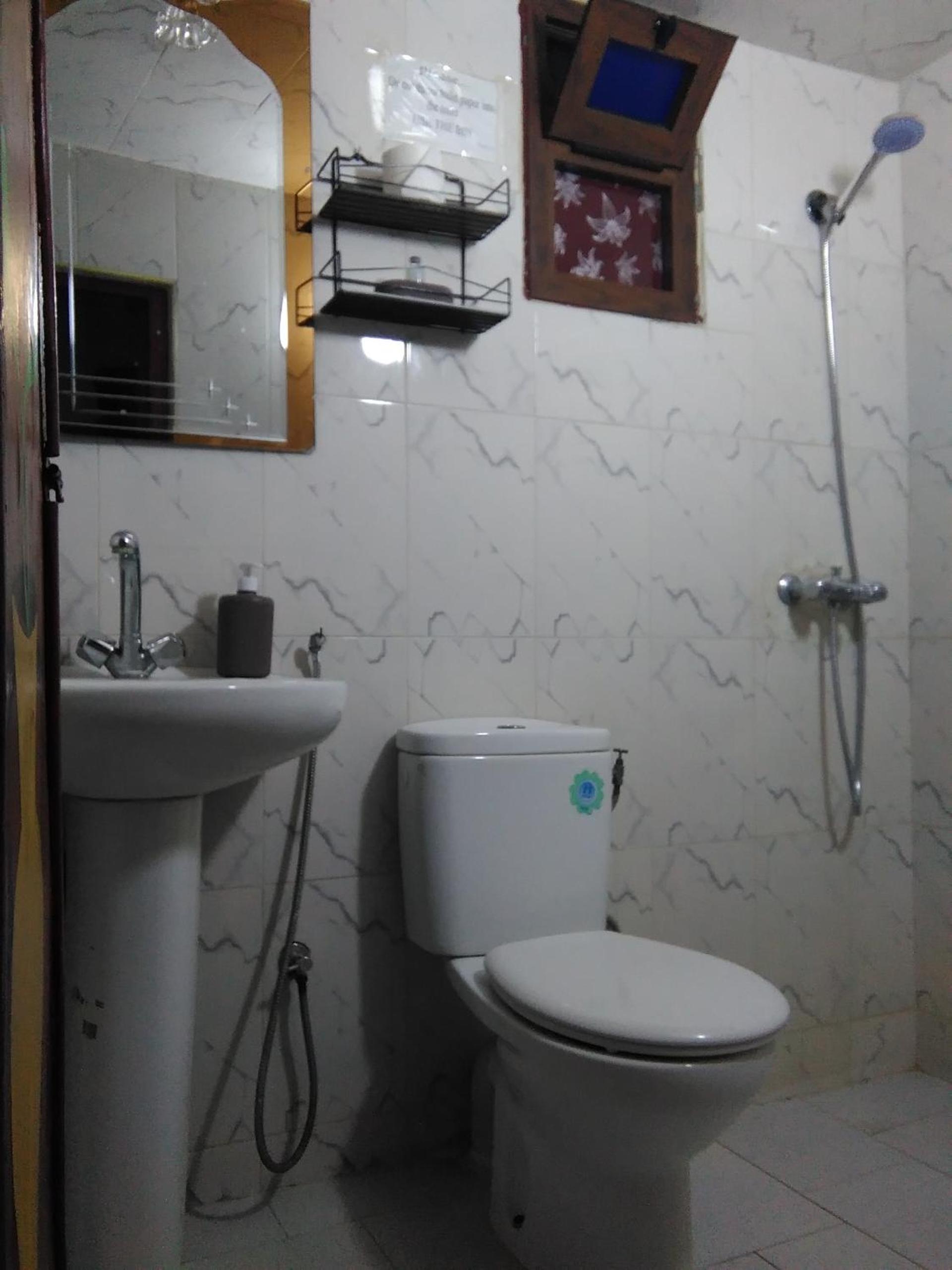 Single Room photo 3