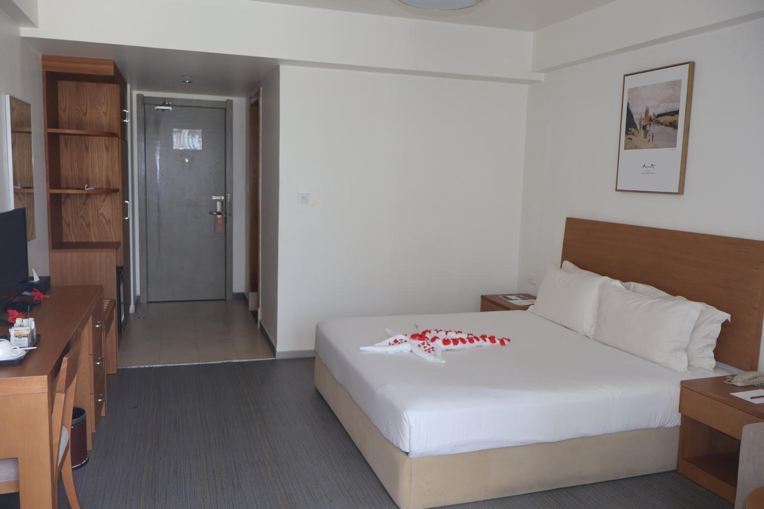 King Room with Mountain View photo 2