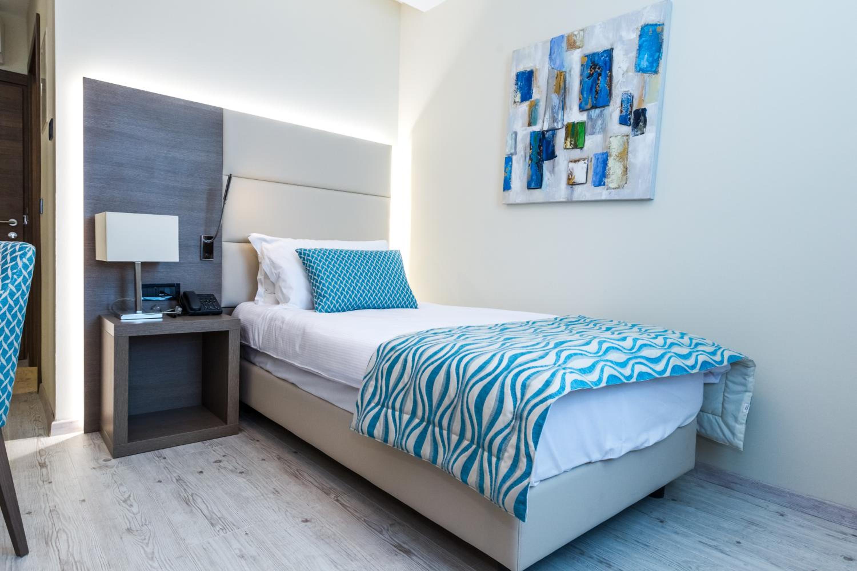 Single Room with Sea View photo 1