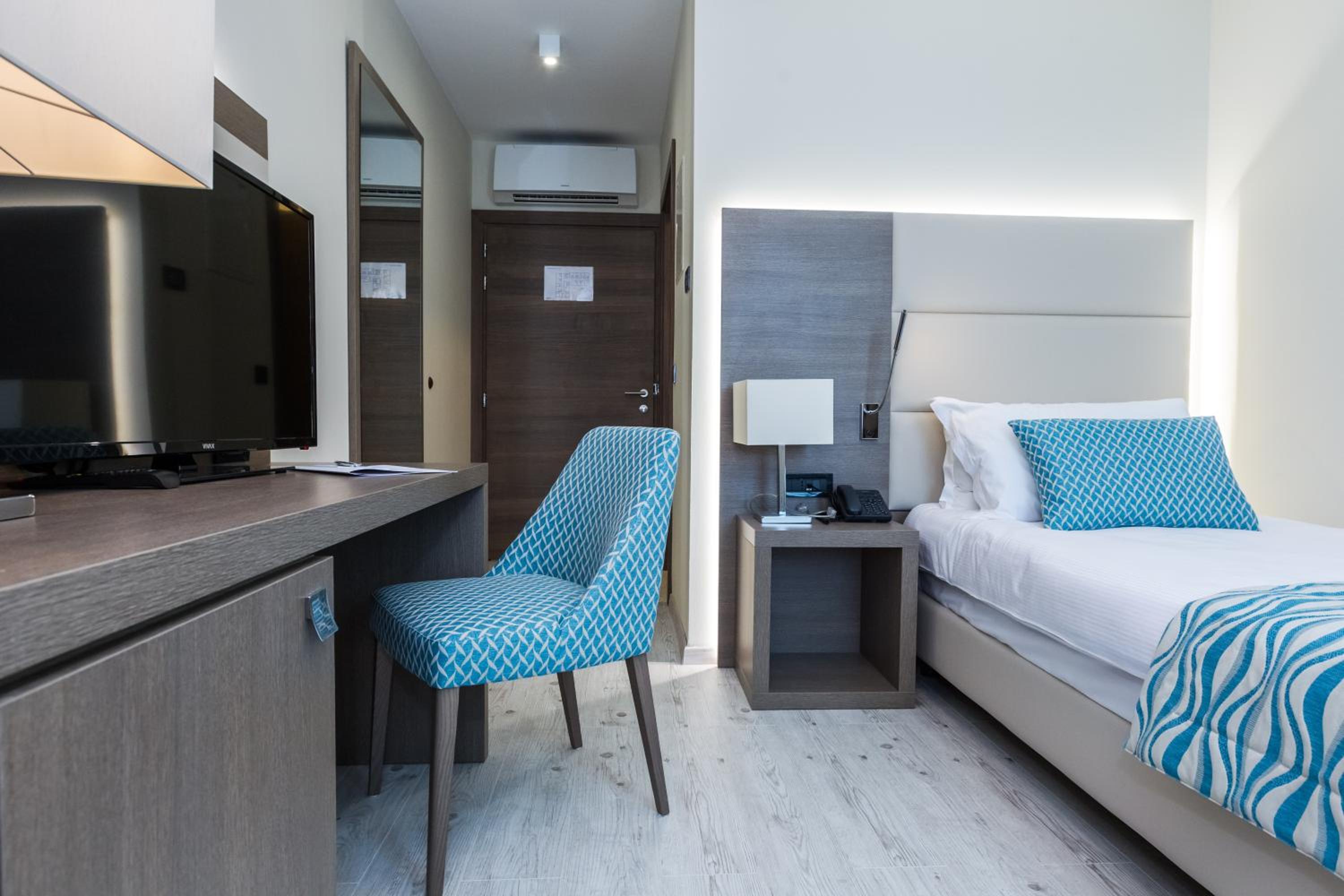 Single Room with Sea View photo 2