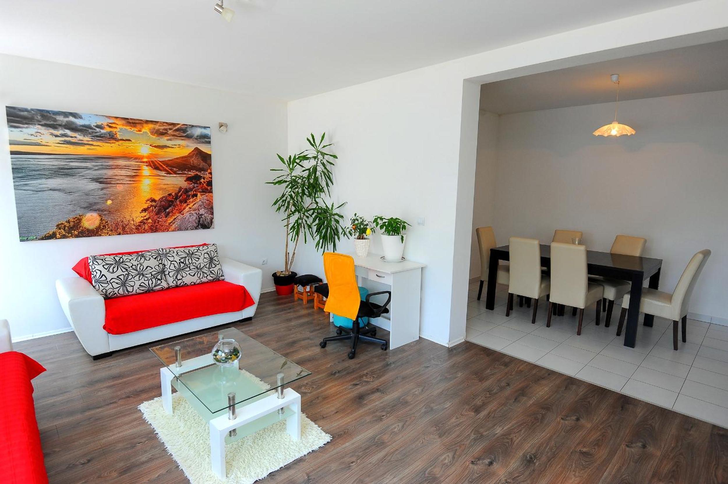 Four-Bedroom Holiday Home With Swimming Pool