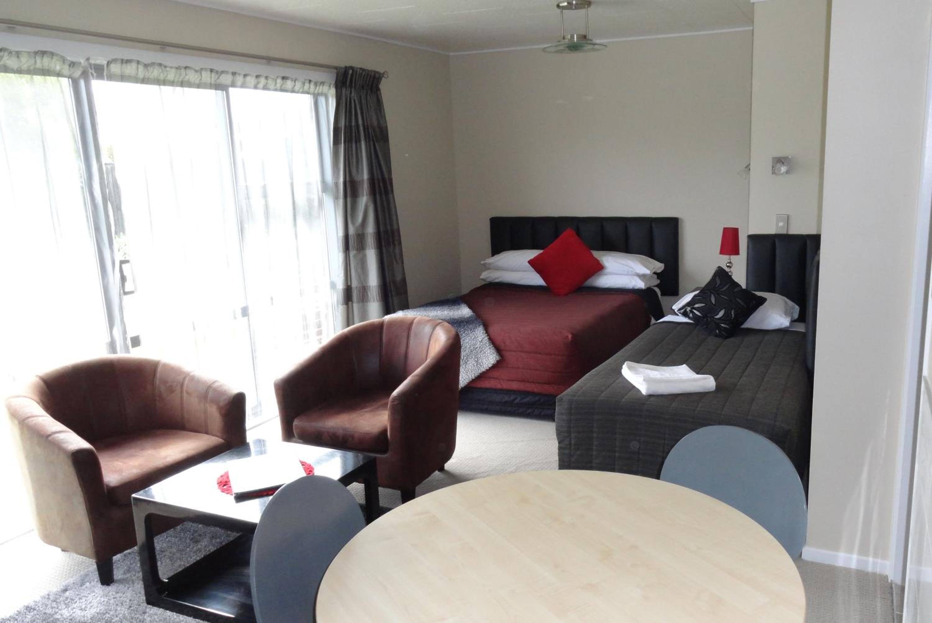 Family Room photo 2