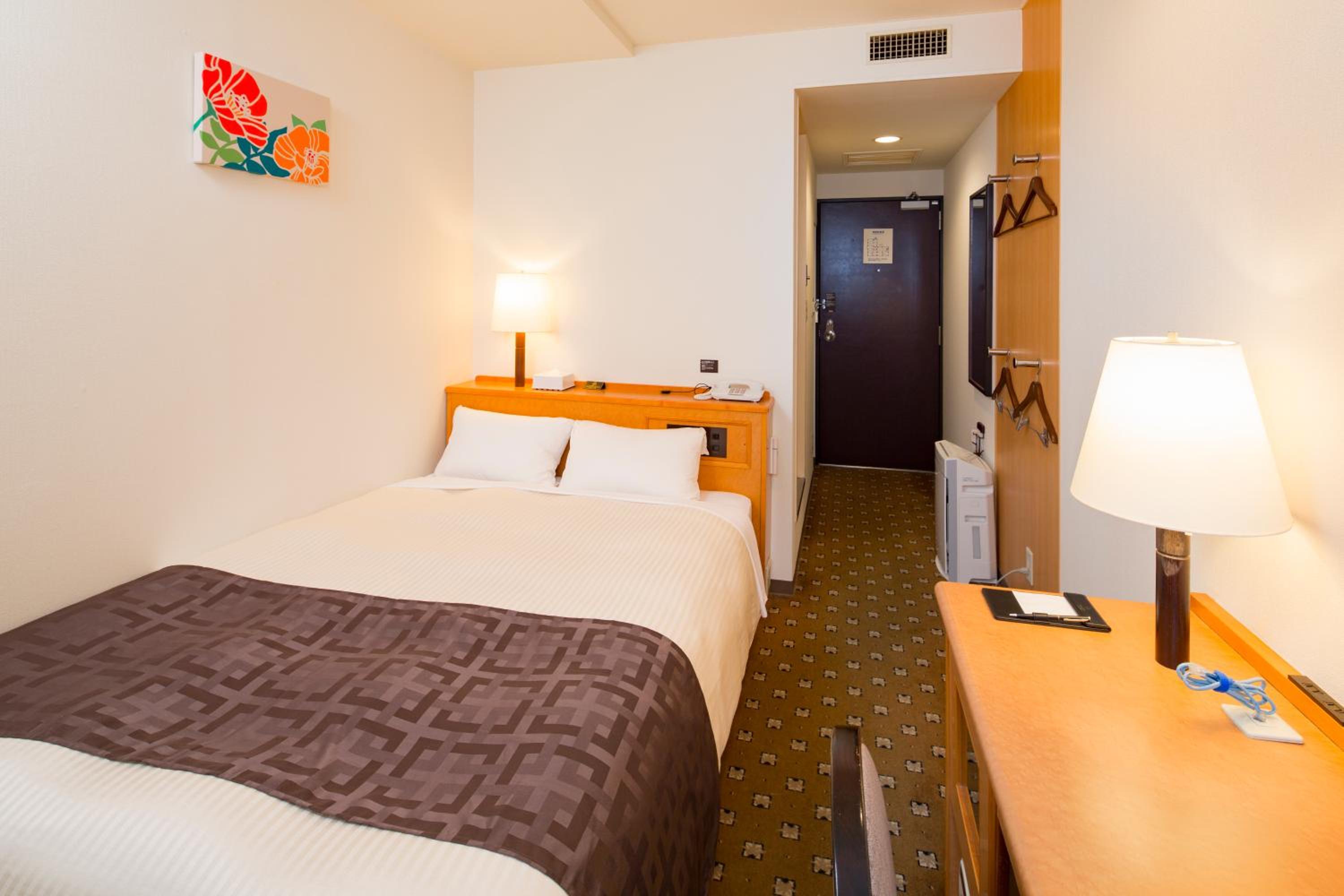 Double Room with Small Double Bed - Non-Smoking photo 1