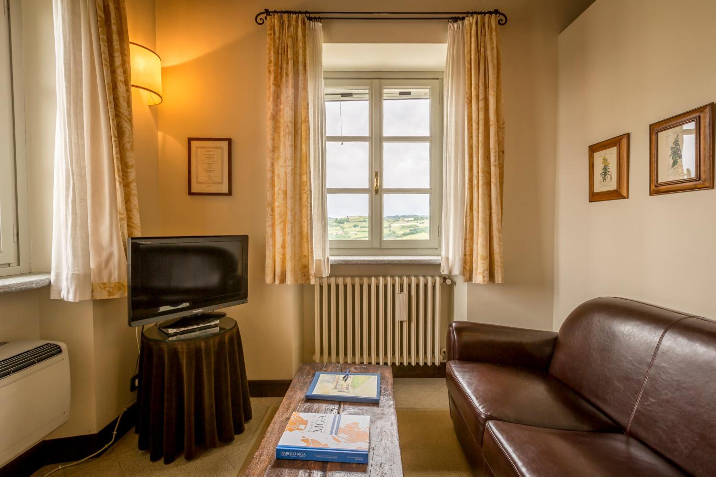 Double or Twin Room photo 3