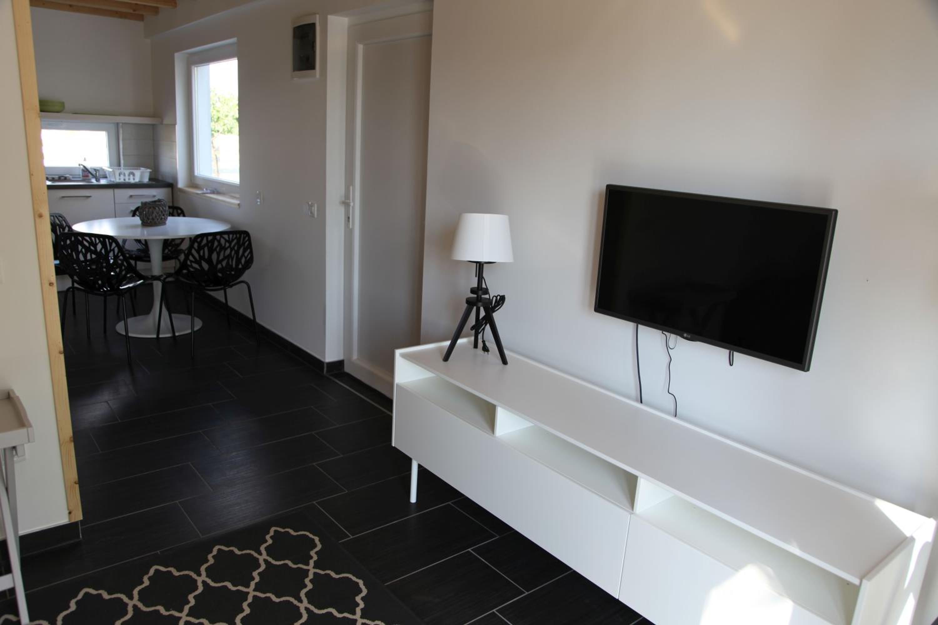 Apartment with Lake View photo 1