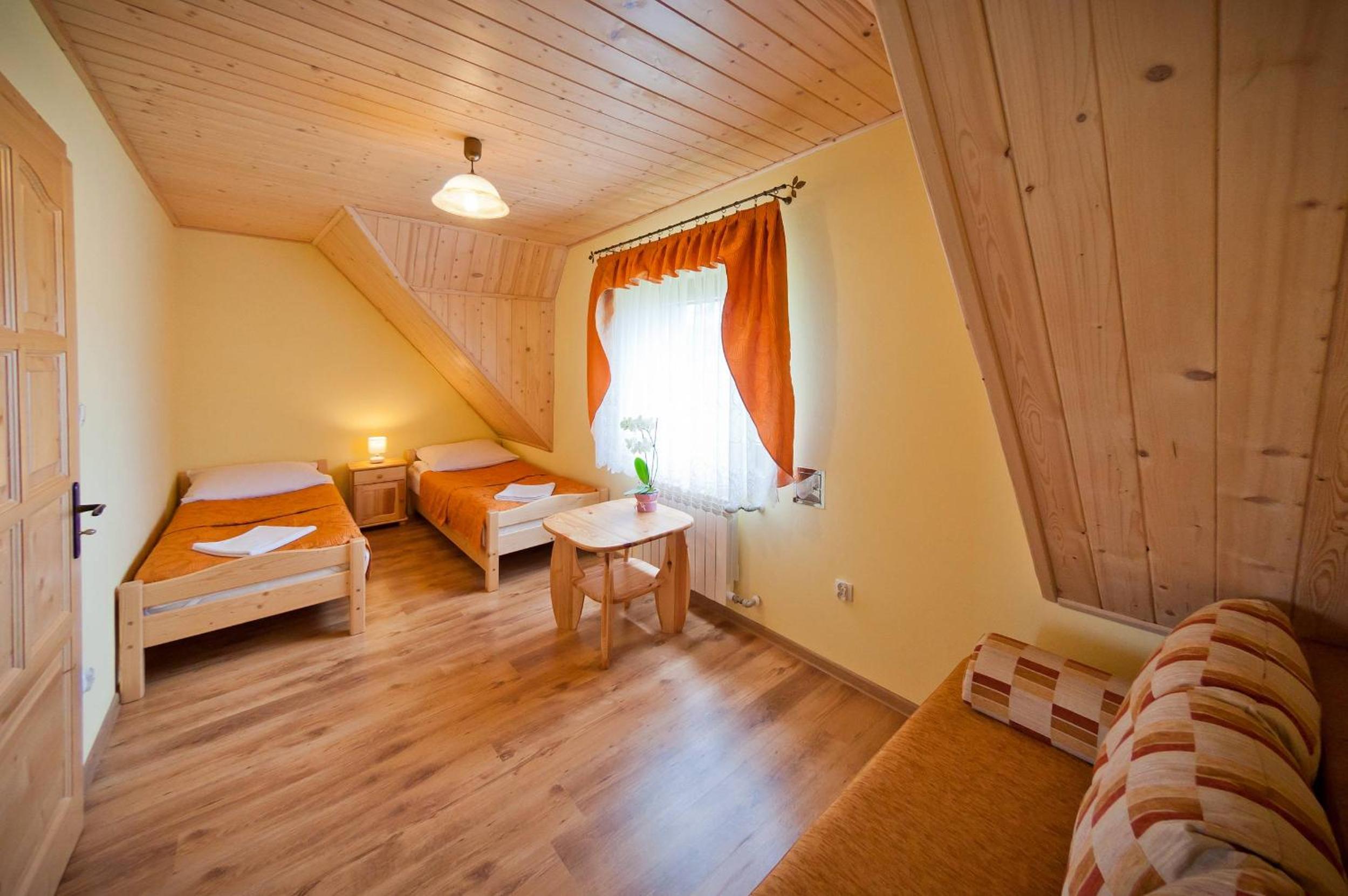 Maisonette photo 2