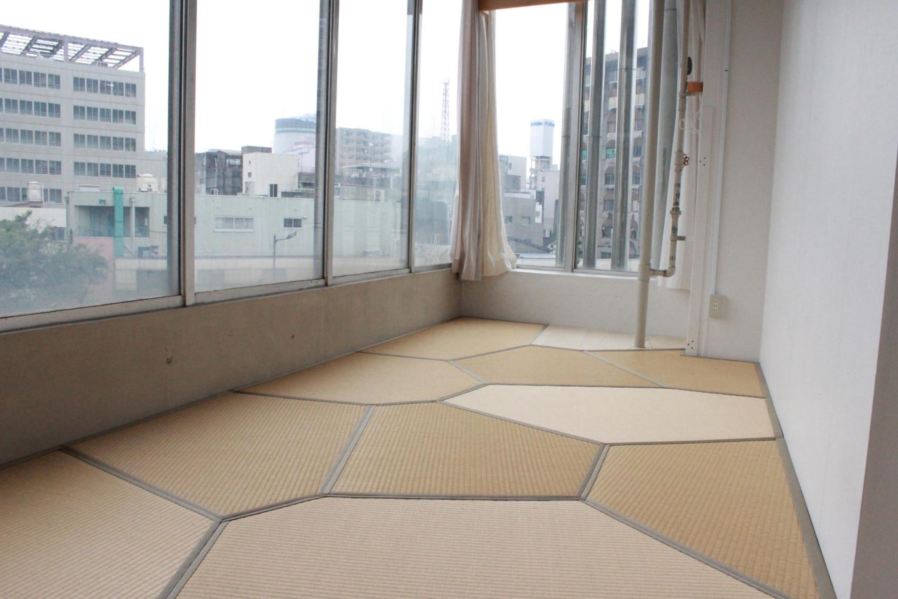 Japanese-Style Quadruple Room photo 3