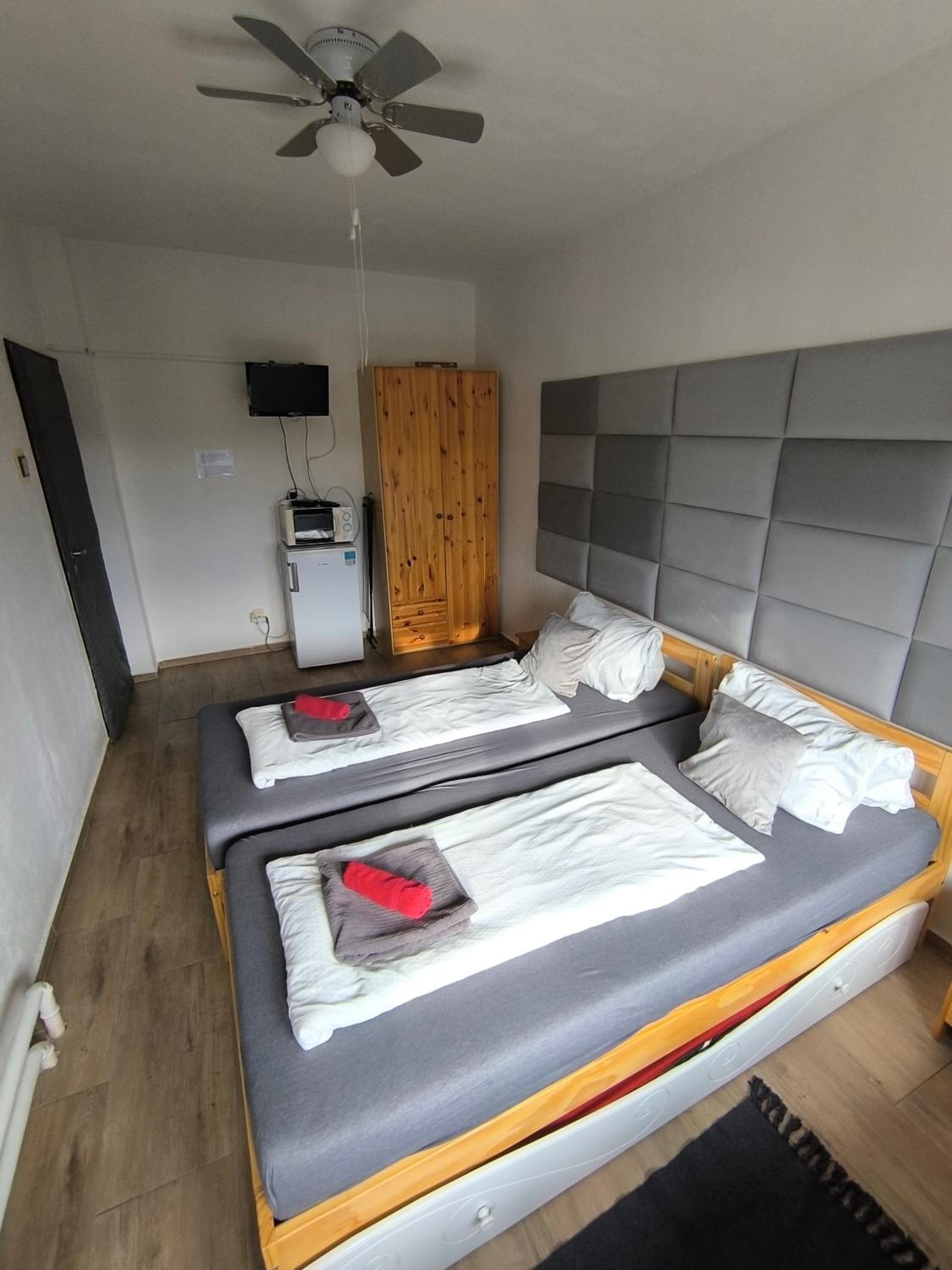 Twin Room with Shared Toilet