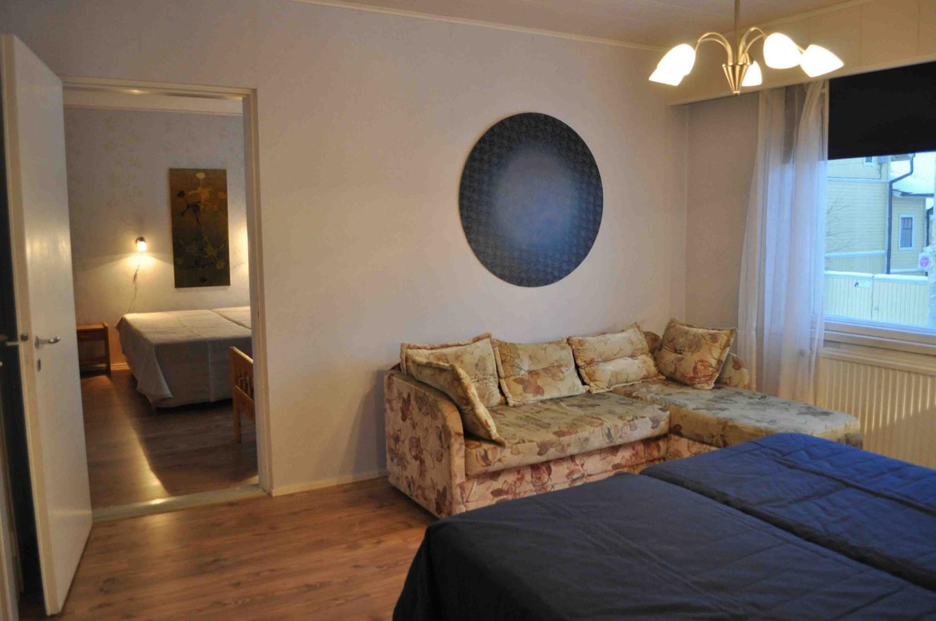 Two-Bedroom Apartment - Photo 4
