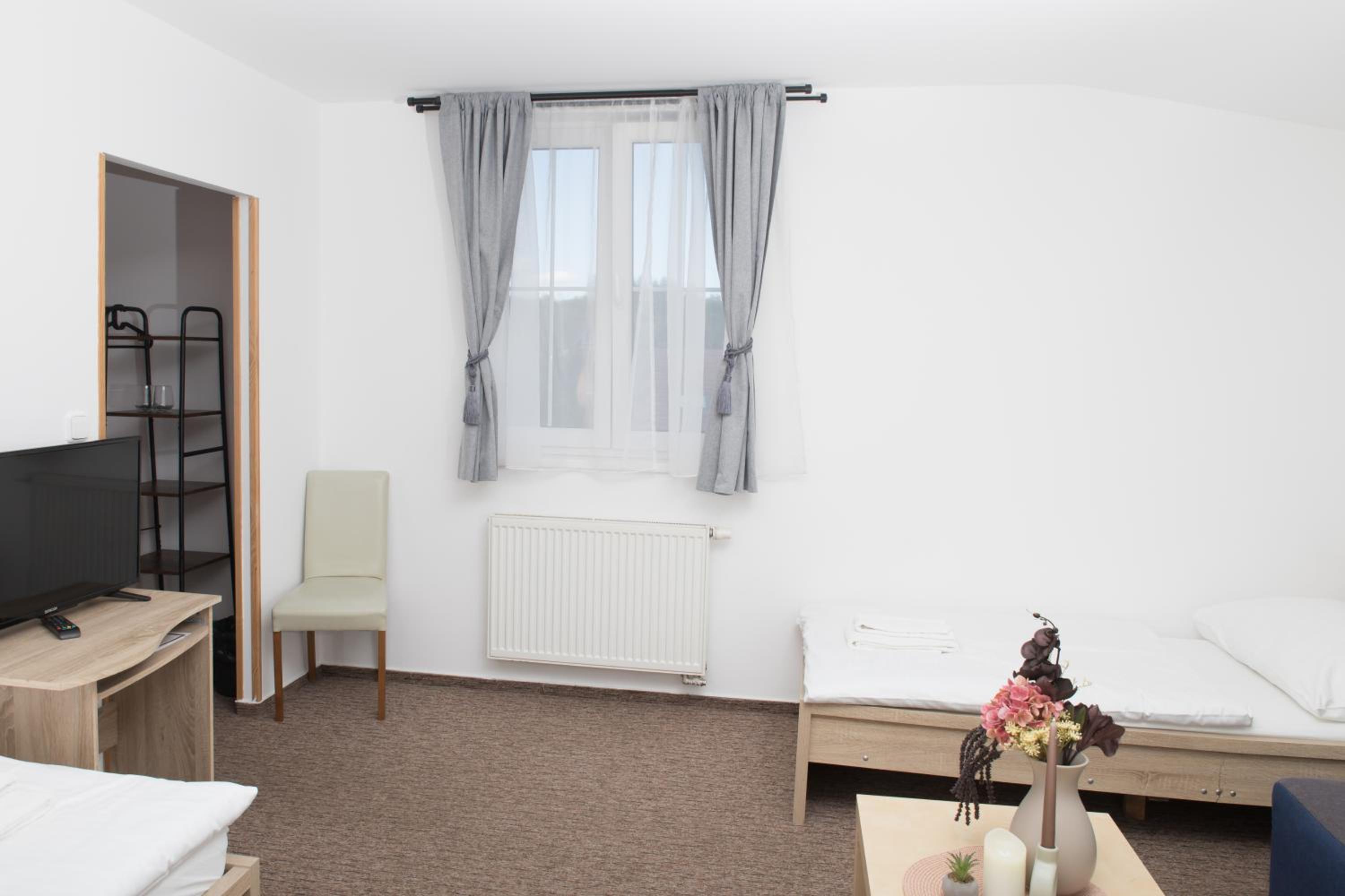 Classic Triple Room photo 1