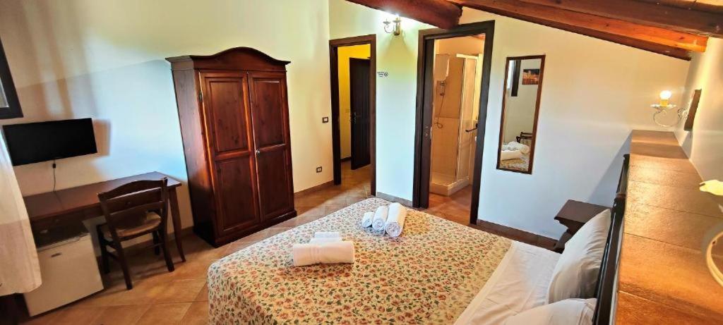 Economy Double Room photo 1