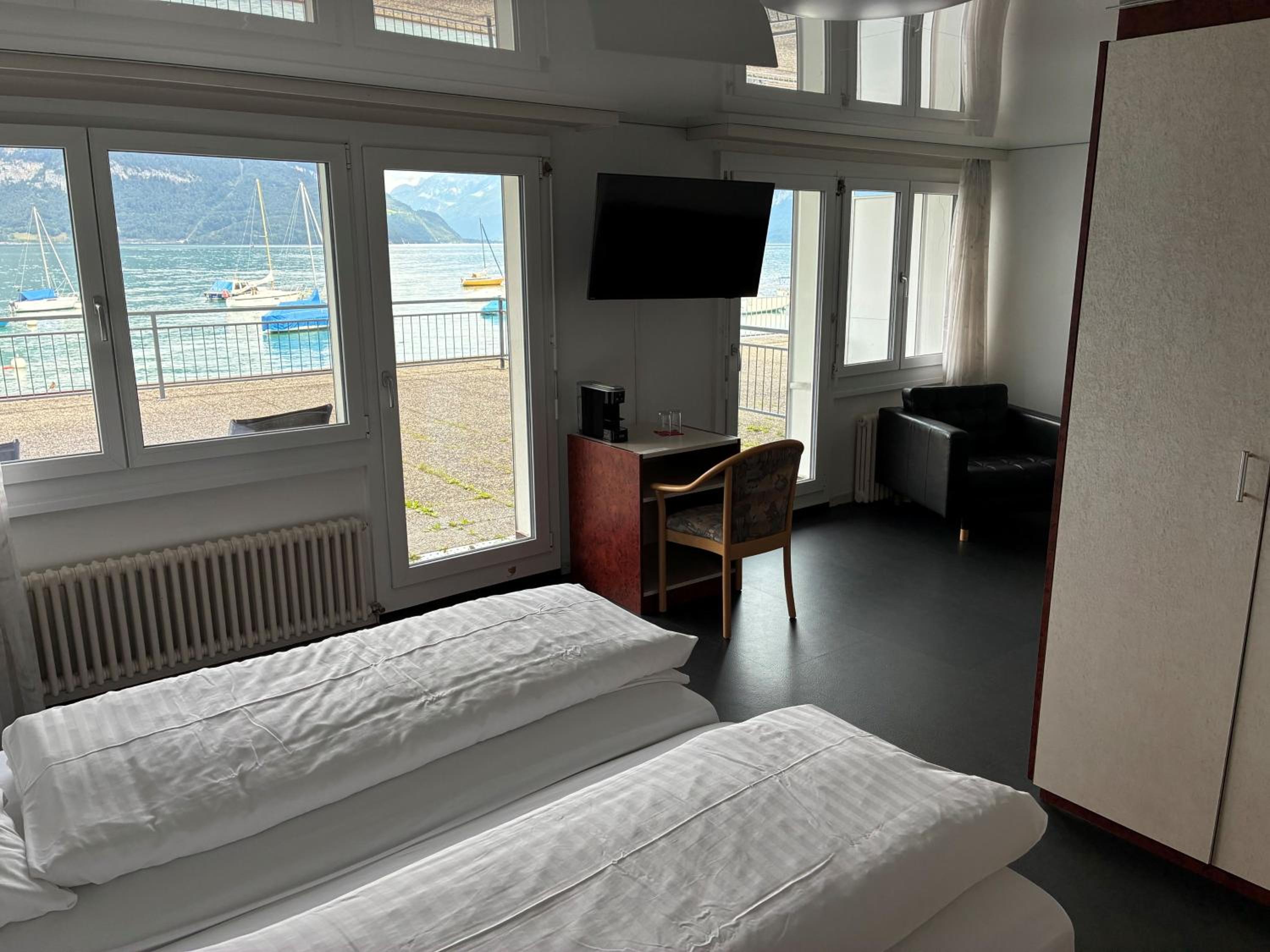Double Room with Lake View photo 3