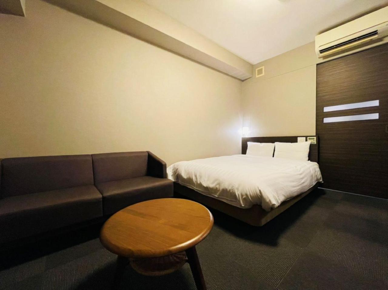 Deluxe Double Room - Non-Smoking