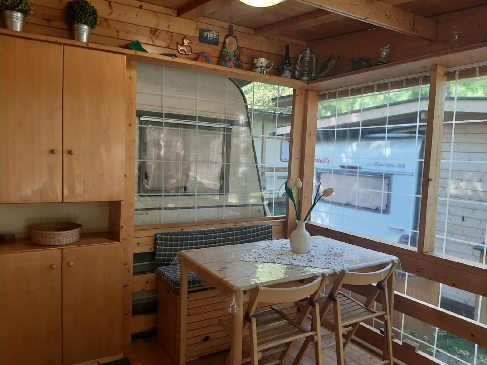 Caravan photo 1