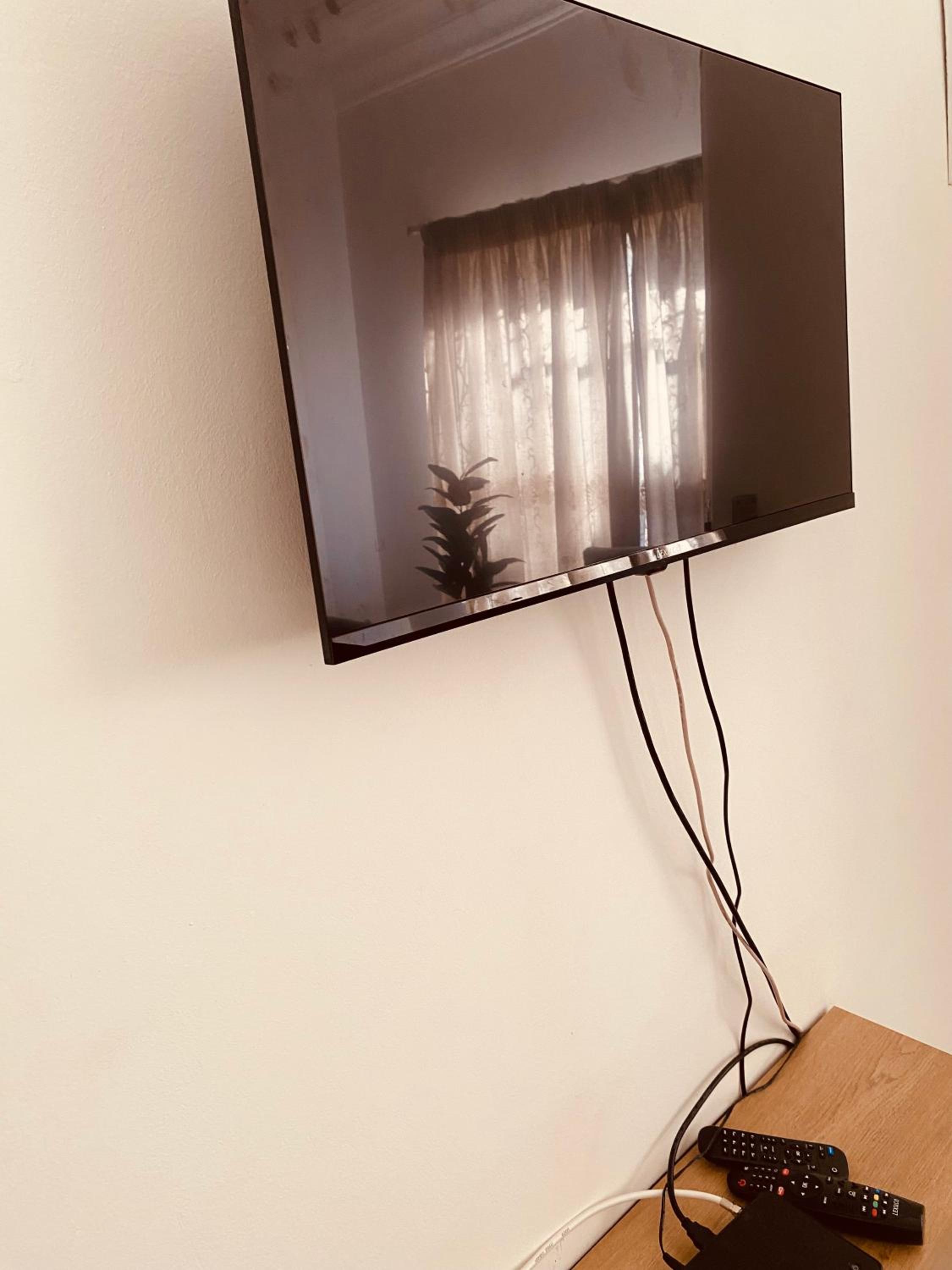 Family Room photo 2