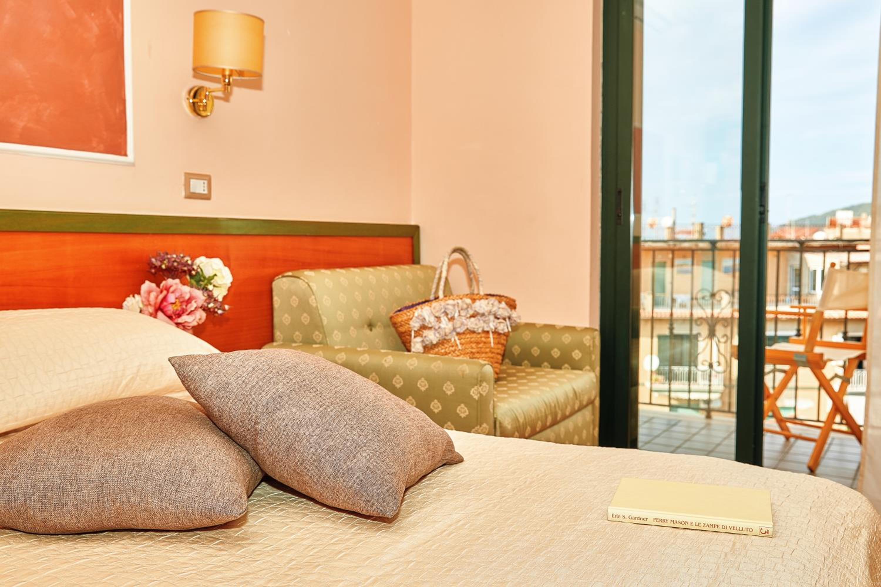 Triple Room with Balcony