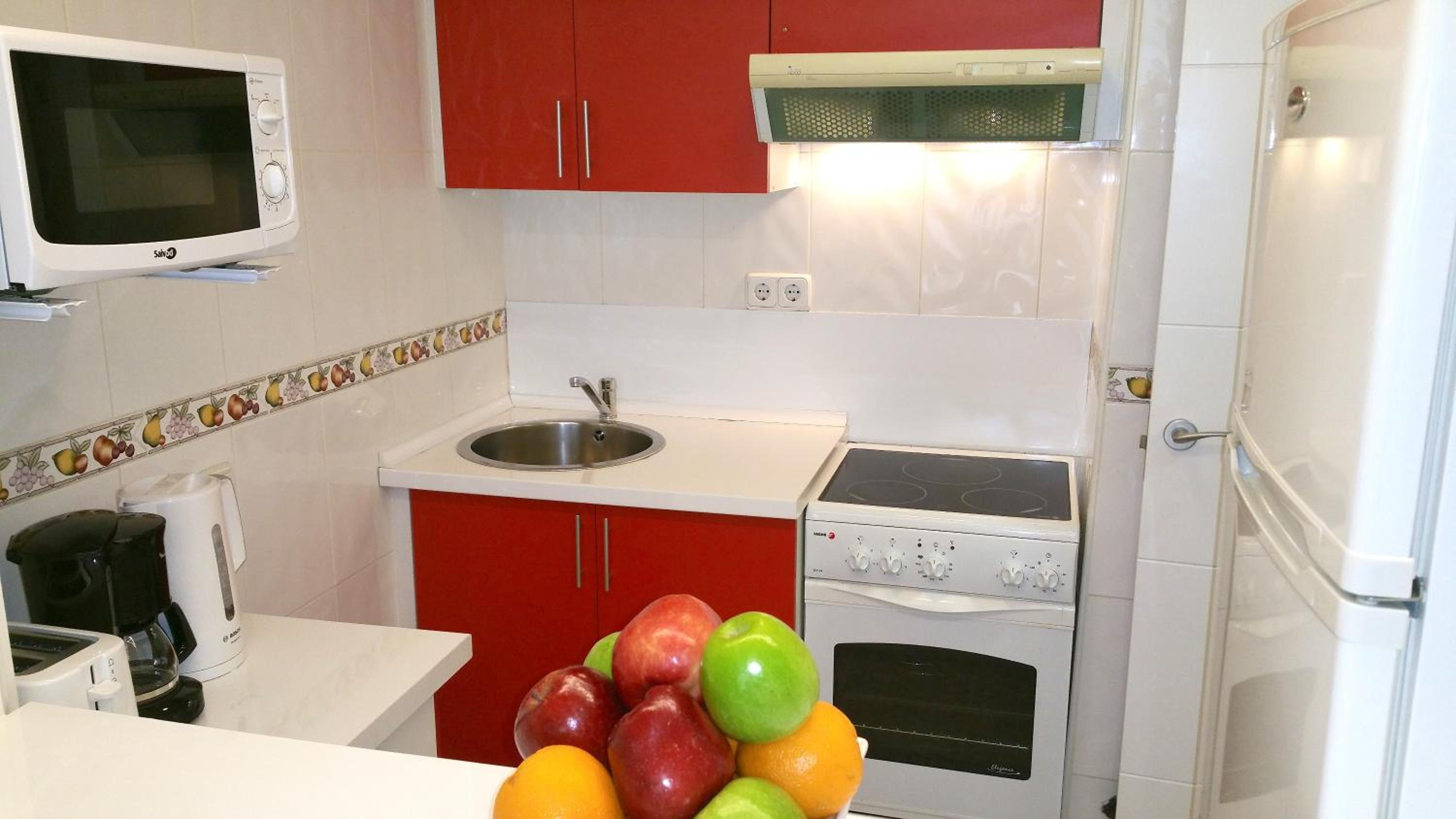 Luxury One-Bedroom Apartment photo 3