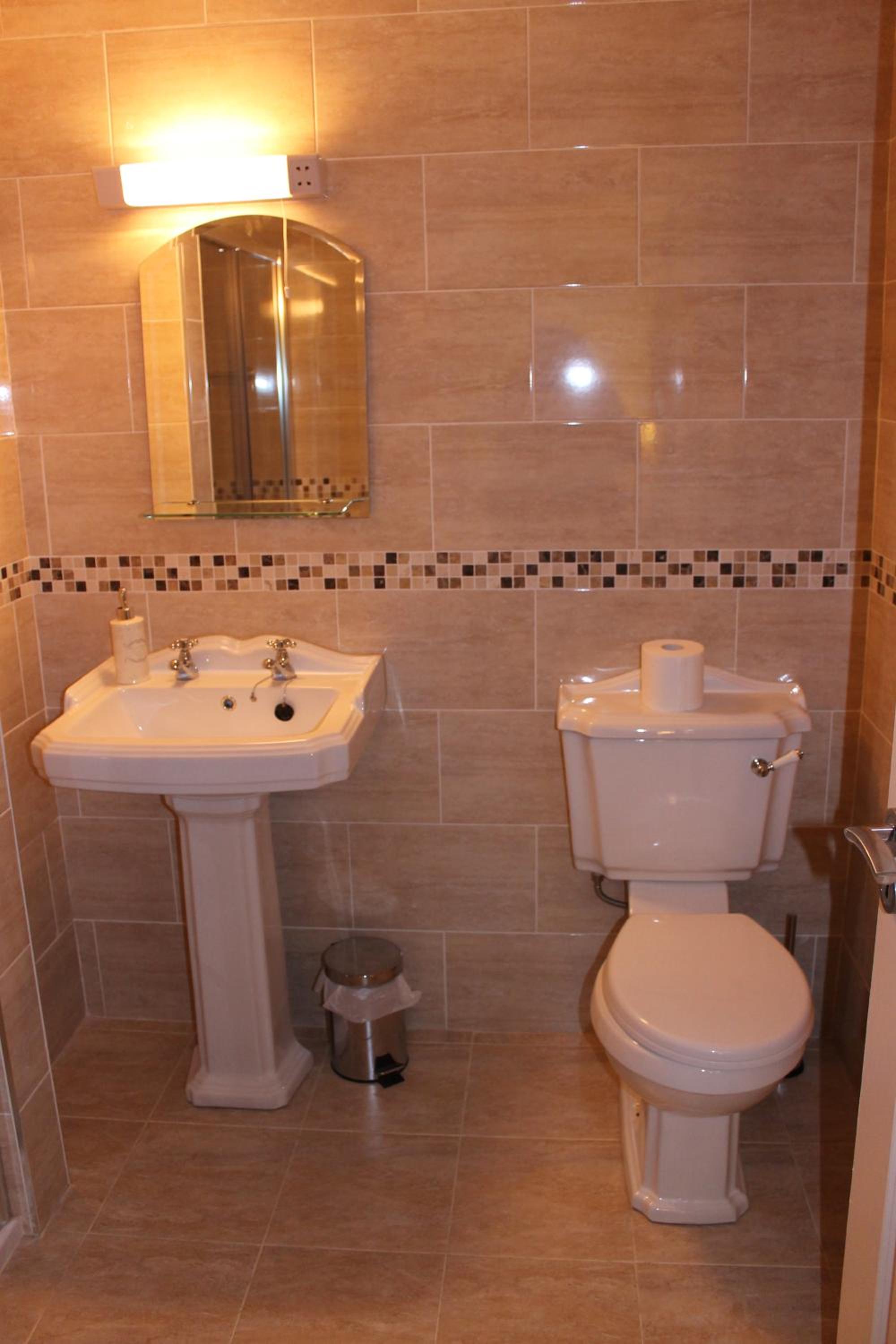 Large Double Room photo 3