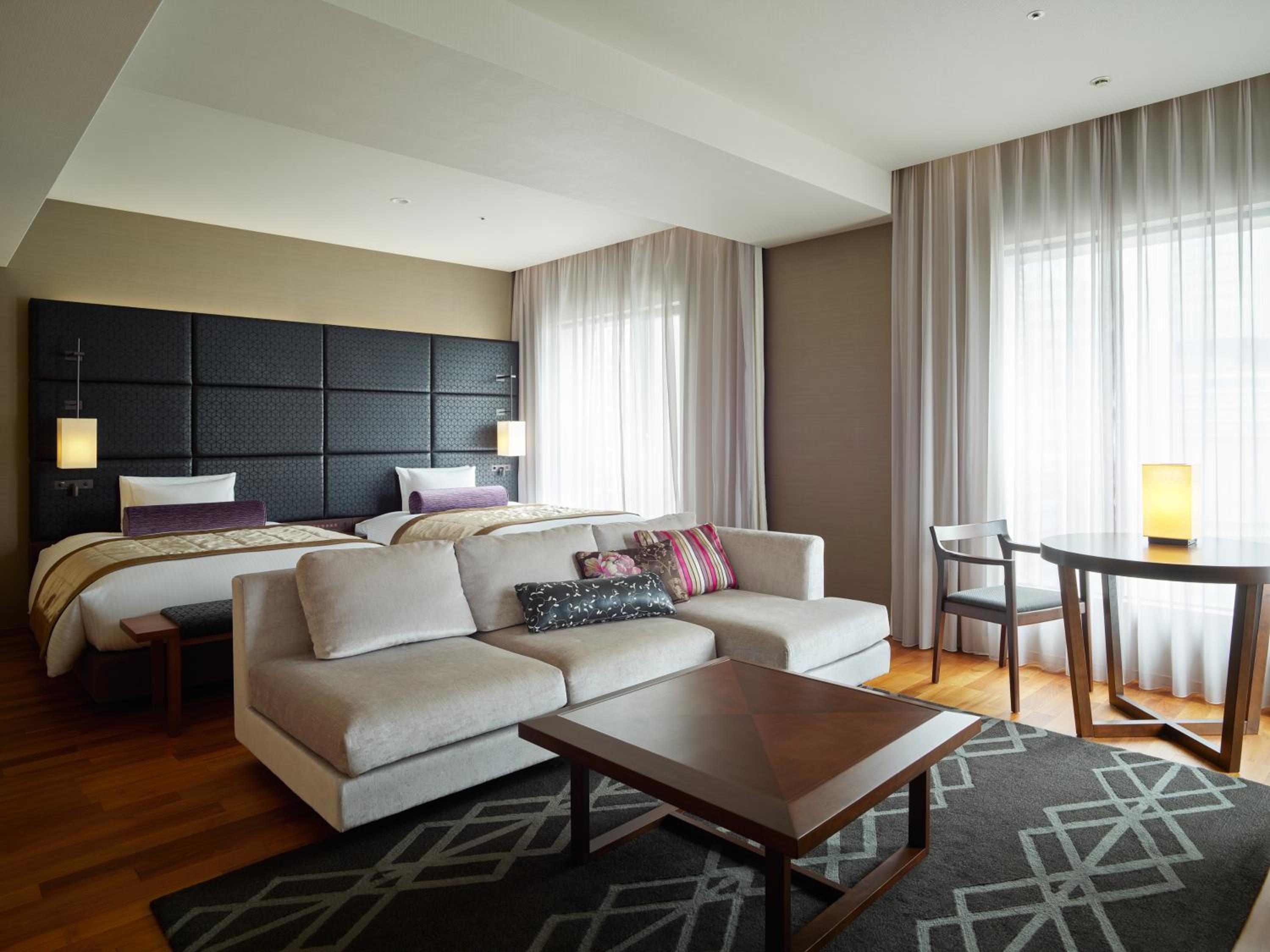 ​Junior Suite Twin Room with Lounge Access - Non-Smoking photo 3