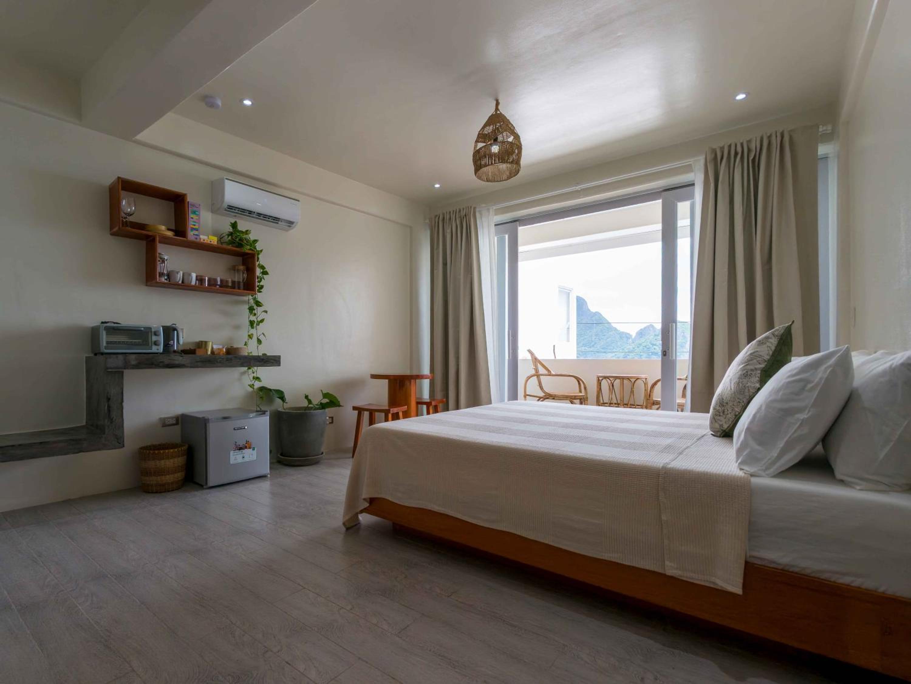 King Room with Balcony