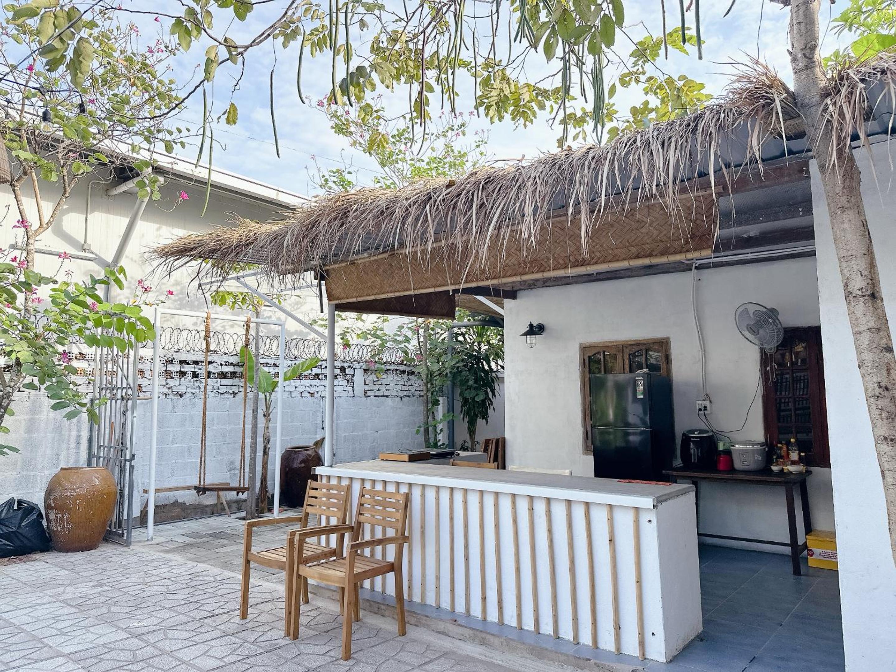 Bungalow with Garden View photo 3